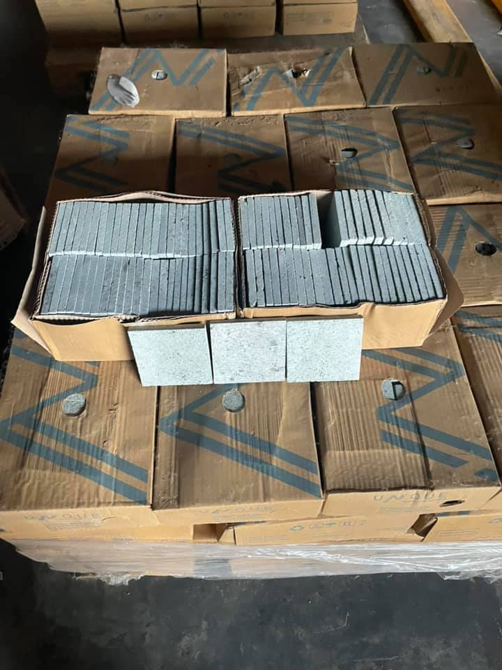 หินปูสระว่ายน้ำ Green Sukabumi บ้านพักอาศัย จ.กระบี่