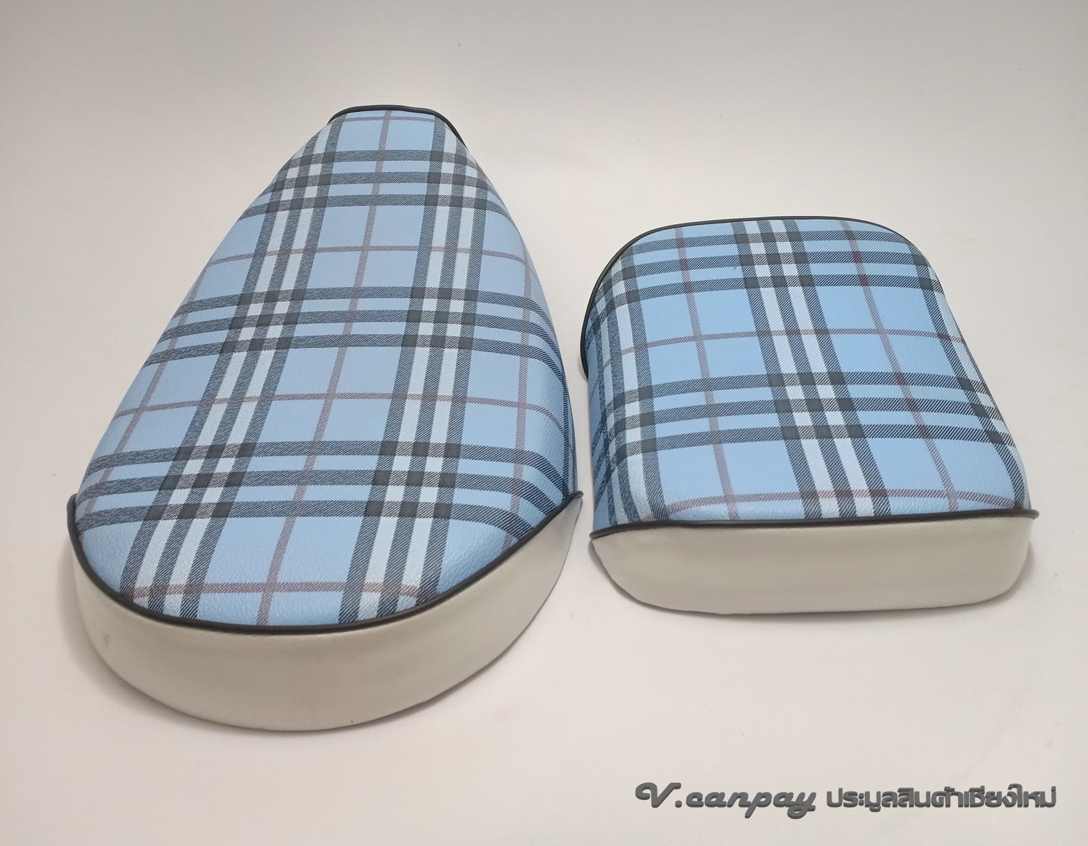 เบาะ 2 ตอนสำหรับมอเตอร์ไซด์ฮอนด้าซี70 K2 ถังรวม (ลายสก๊อต) C