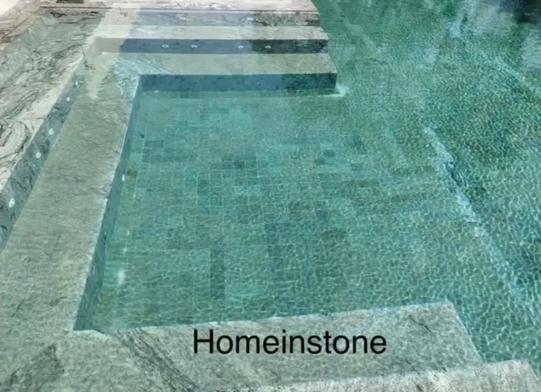 Green Sukabumi หินปูสระว่ายน้ำ