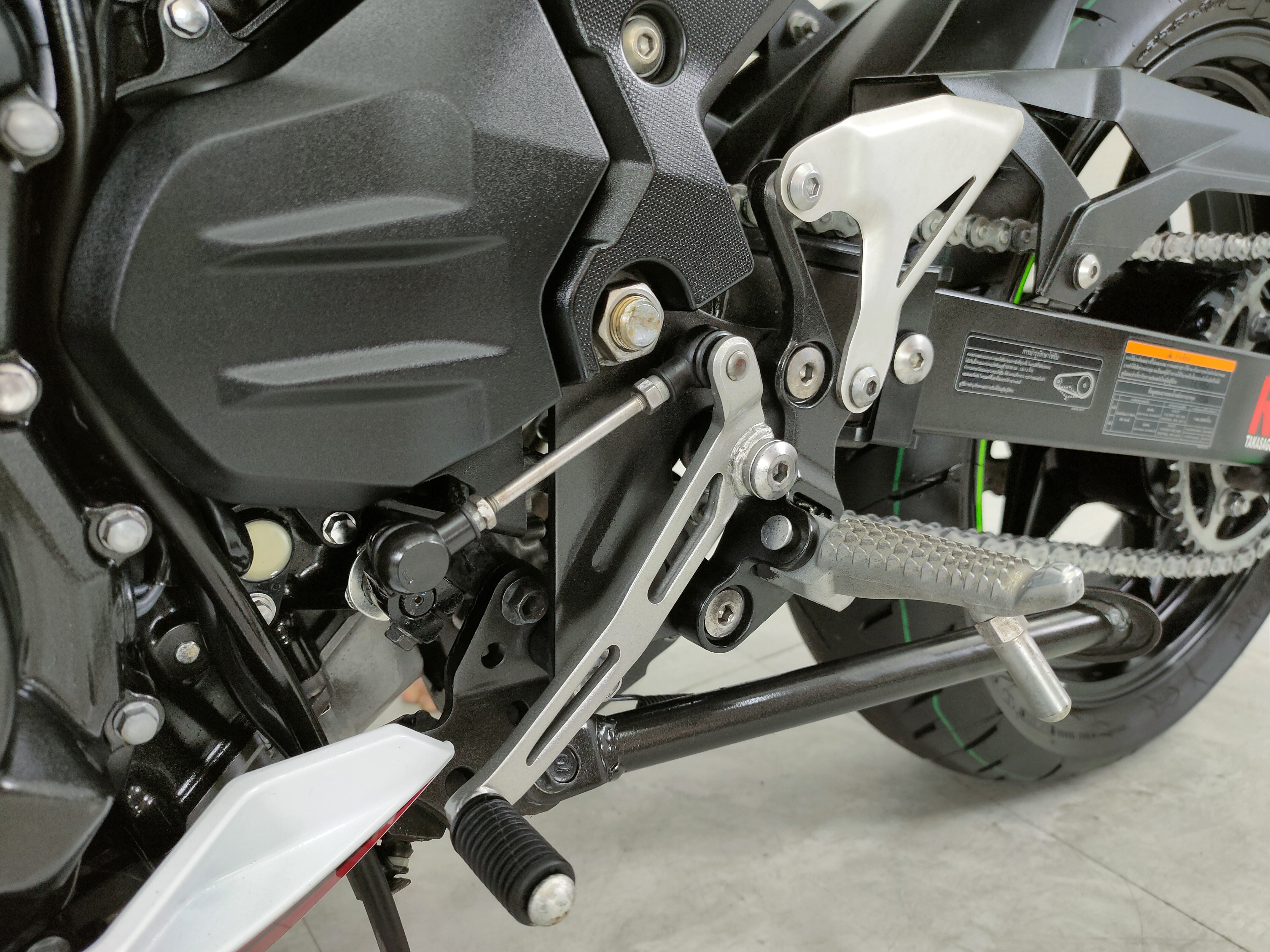 สายเขียววัยรุ่นชอบ KAWASAKI NINJA 400 KRT ปลายปี 2021 สวยใส‼️