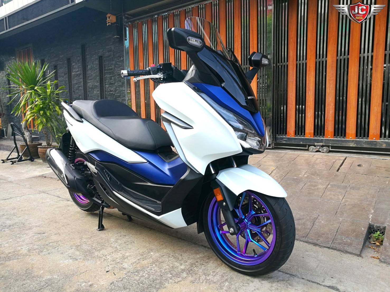 รถบ้านมือเดียวแท้ รถ9เดือน 9,xxxkm.