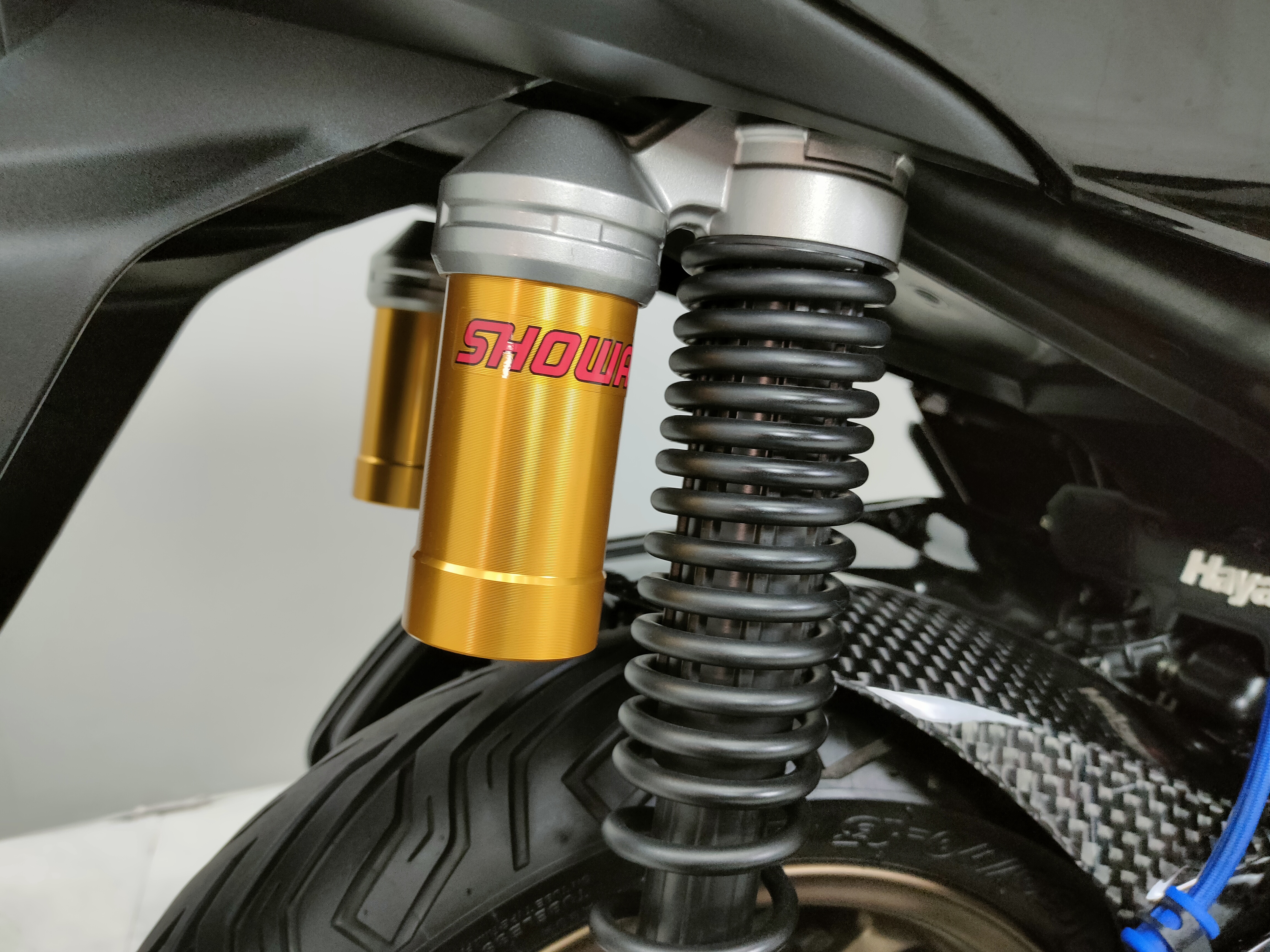 วัยรุ่นจ๋า...พี่มาแล้วจ้า 😘 HONDA PCX160 abs จดปี 2021 ไมล์ 1️⃣ พันโลแท้ + ของแต่ง3หมื่น‼️