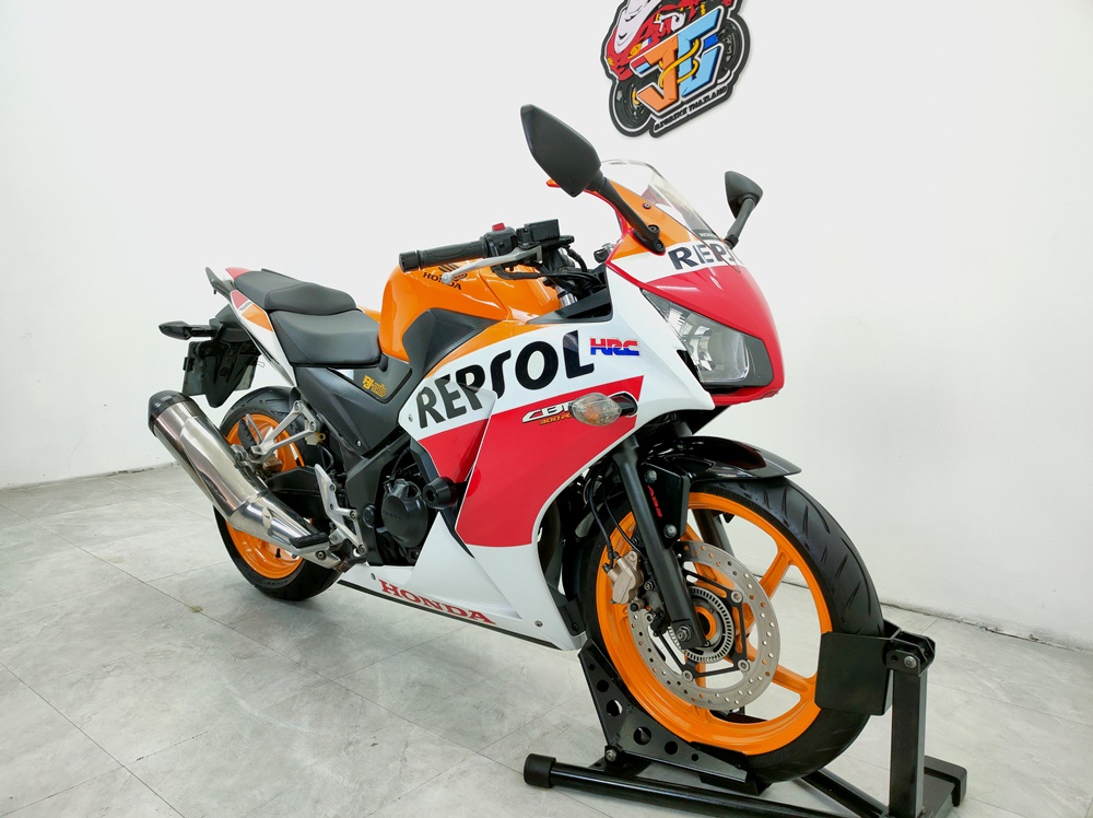 CBR300R (ABS)"รุ่นพิเศษ REPSOL" เครื่องเดิมดี ศูนย์ตรงเป๊ะ