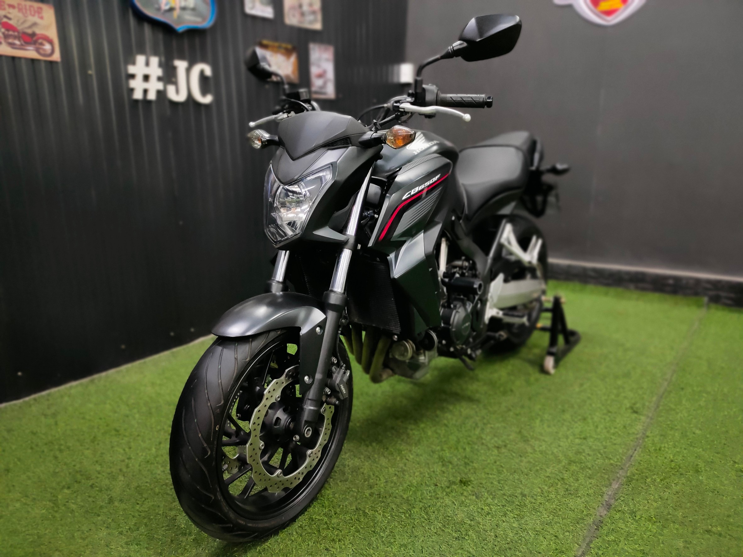 "สายรถเดิมต้องโดน 🤗" HONDA CB650F จดปี 2015 โมเดล13 คันนี้ใช้งานน้อย...จอดไว้ซะส่วนมาก 😬