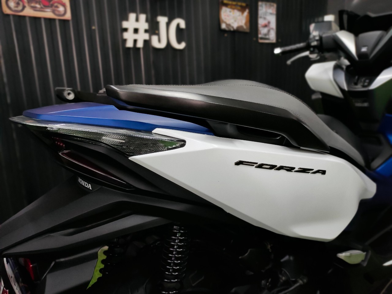 อะไรนะ . . . ออกรถ 2 พัน ⁉️ ได้ขี่ FORZA300 ปี 2020 แท้ๆ เครดิตดี จบเจ๊าไม่เร้าหรือ 😎