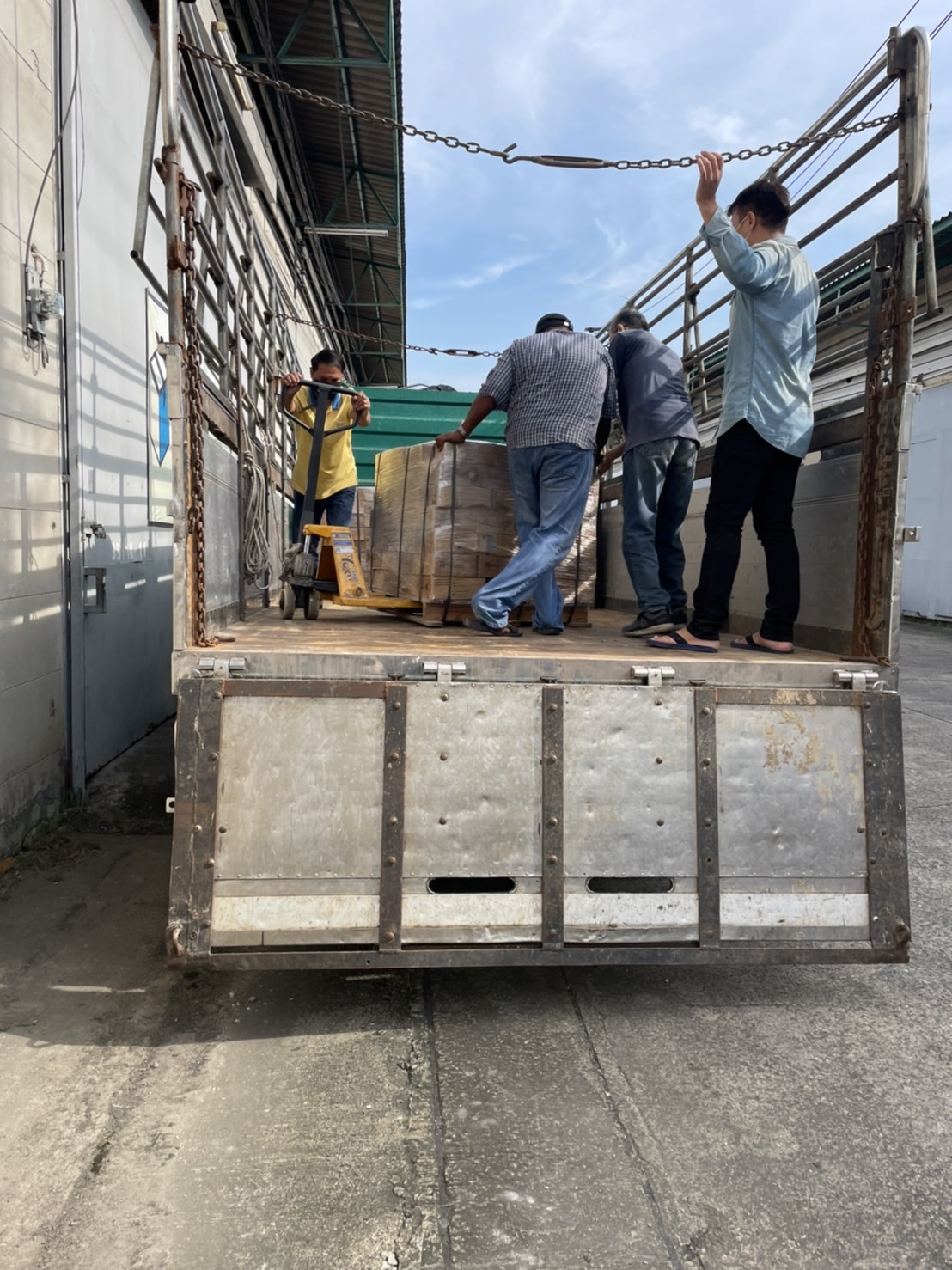 ภาพสวย อัพเดทใหม่ล่าสุด หินปูสระว่ายน้ำ Green sukabumi