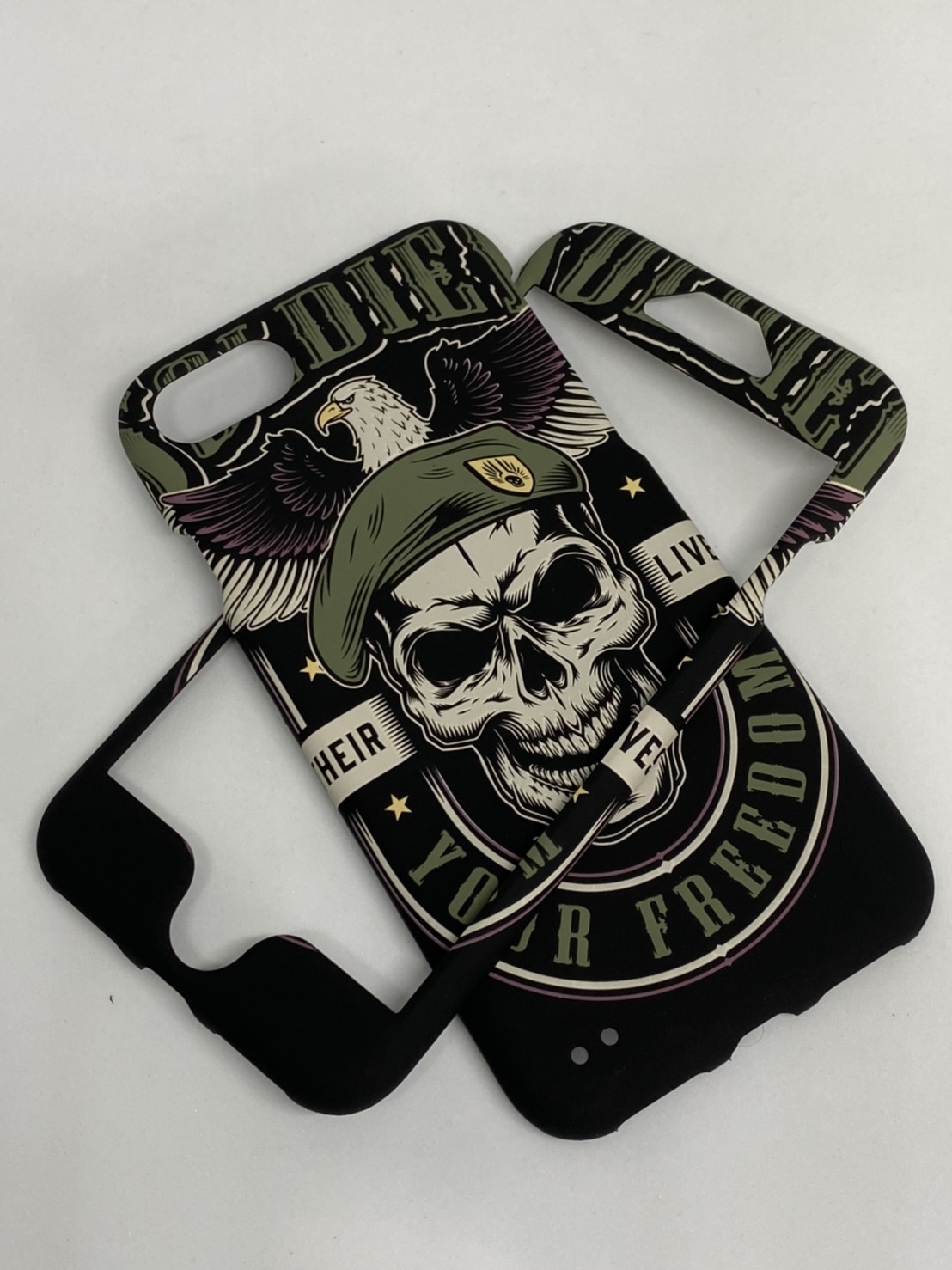 เคสคูทิส(Kutis)เคสไอโฟน7,8,SE2020(ลายYourFreedom)มาใหม่ เคสประกบหน้า-หลัง เคสเรืองแสง เคสลายวินเทจ ร้านSuperhero Klongthom