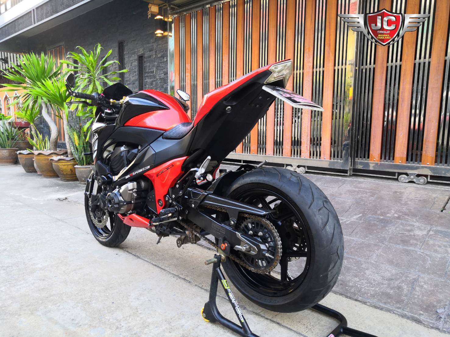 ใครไม่ทันคันก่อนรีบเลย "แต่งเยอะกว่า ราคาเบากว่าเดิม" Kawasaki #Z800 จดปลายปี 2014 🤗