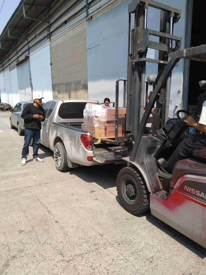 หินธรรมชาติ ตกแต่งบ้าน คริสตัล ดํา เทา เงิน ขาวขุ่น