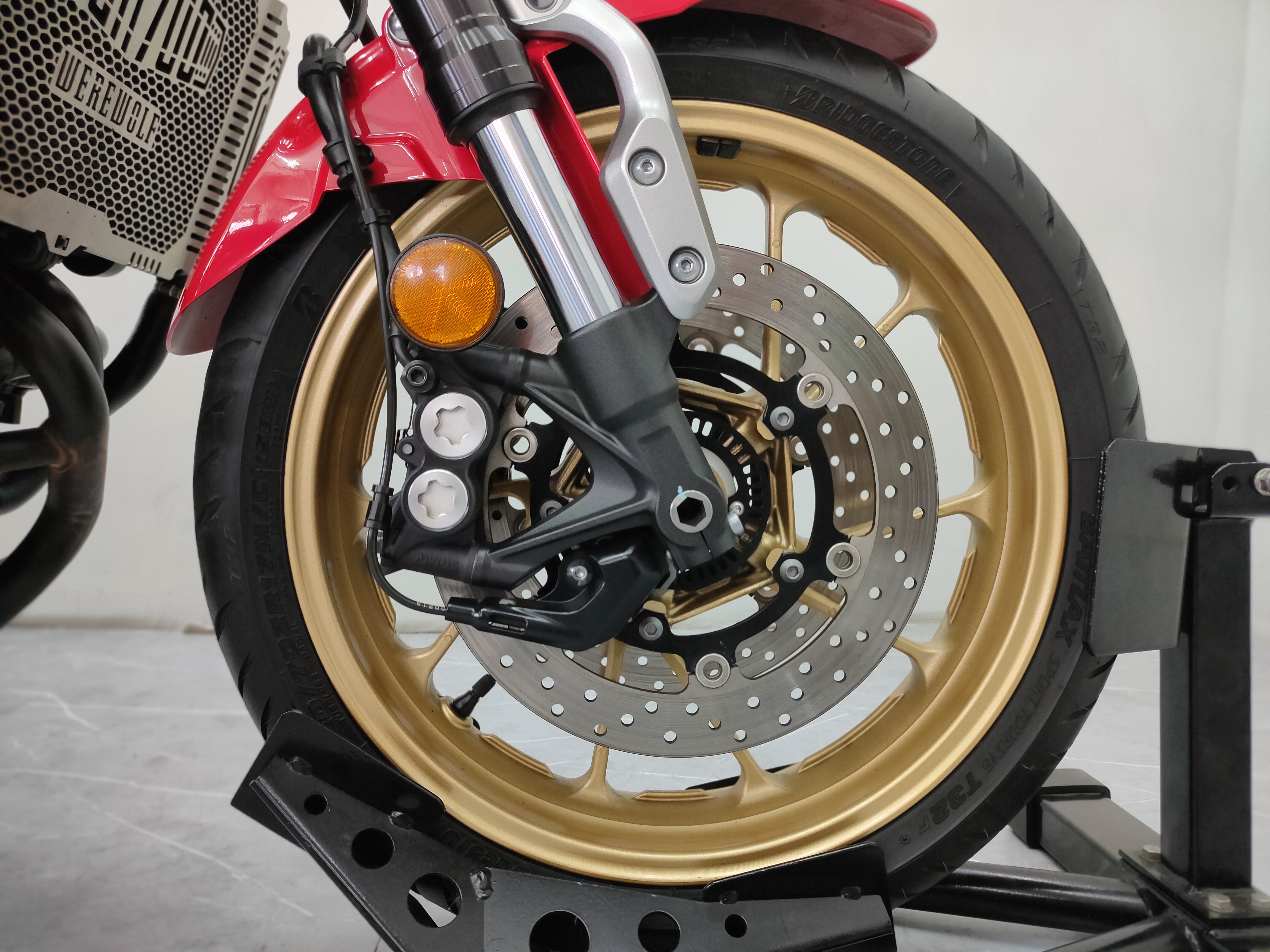 โป๊ะ💥 จัดคันนี้ไปหายห่วงแน่นอน YAMAHA XSR900 จดปี 22 โมเดล20 "Retro Classic" . . . พร้อมประกันชั้น1️⃣ คุ้มๆ จบๆ ออกรถเพียง 12600 เท่านั้น⁉️(กรณีผ่อนเท่านั้น)