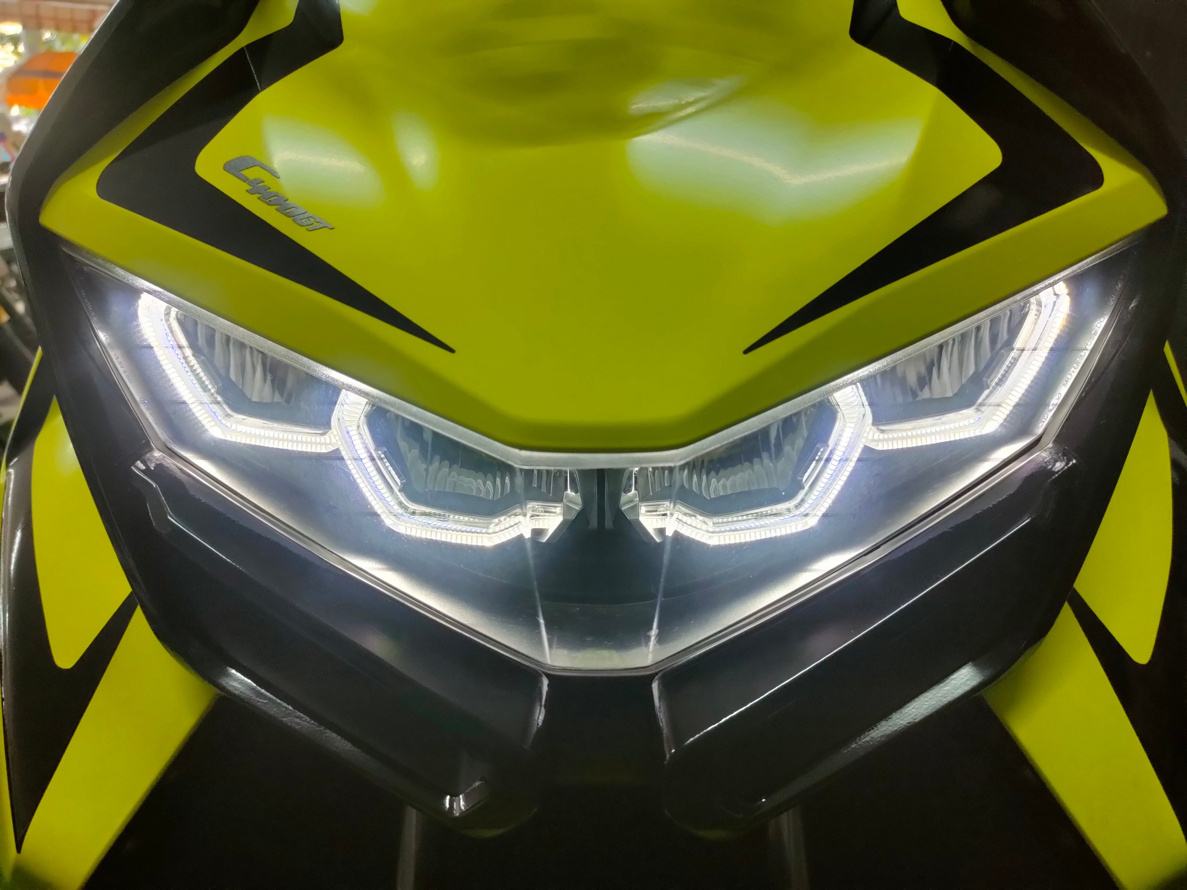 สกู๊ตเตอร์หรูเกรดพรีเมียม BMW C400GT รถปลายปี19 🤩 Warp ลาย Performance+Service เรียบร้อย 👍