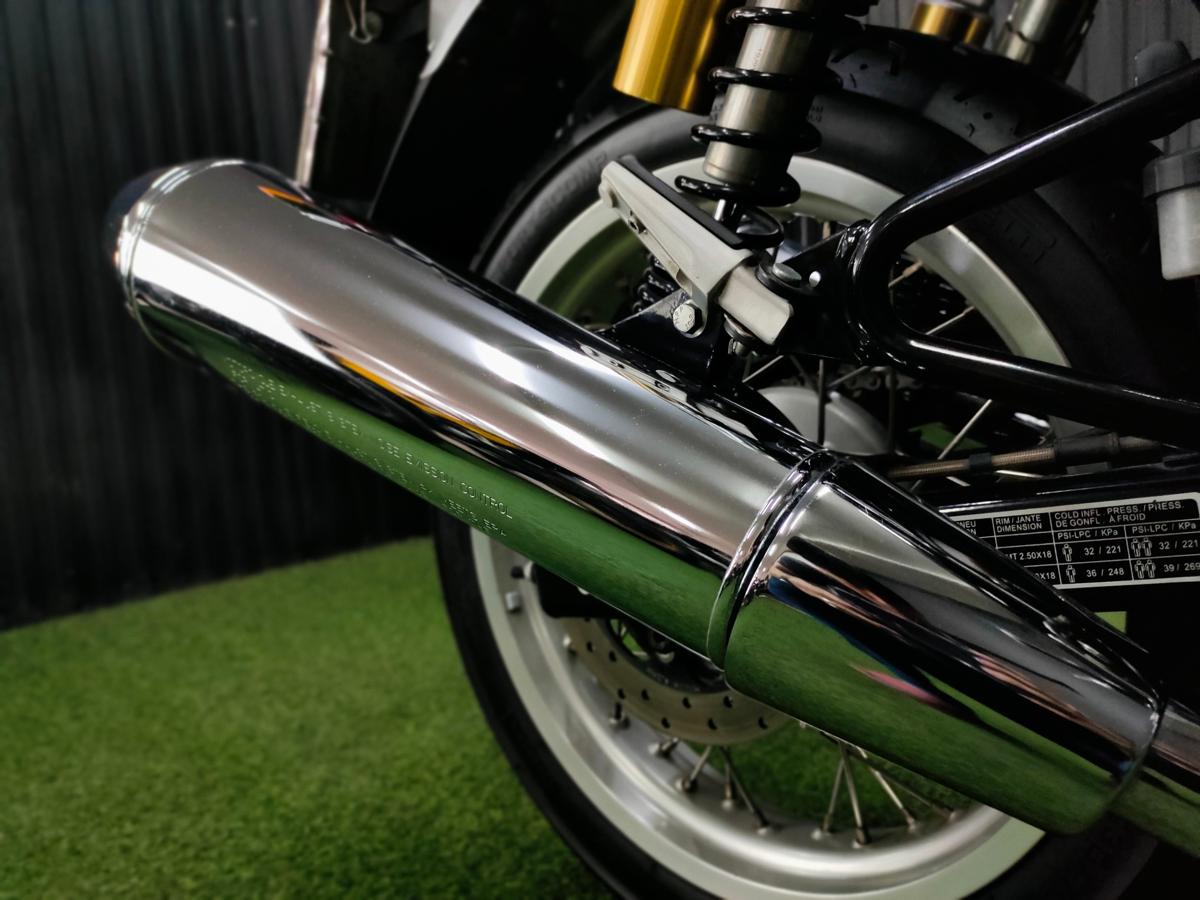 😎 มาแว้วโมเดิร์นคลาสสิกยอดนิยม "Royal Enfield" Interceptor 650 INT จดทะเบียนปี2020....สวยจริงไรจริงคันนี้⁉️