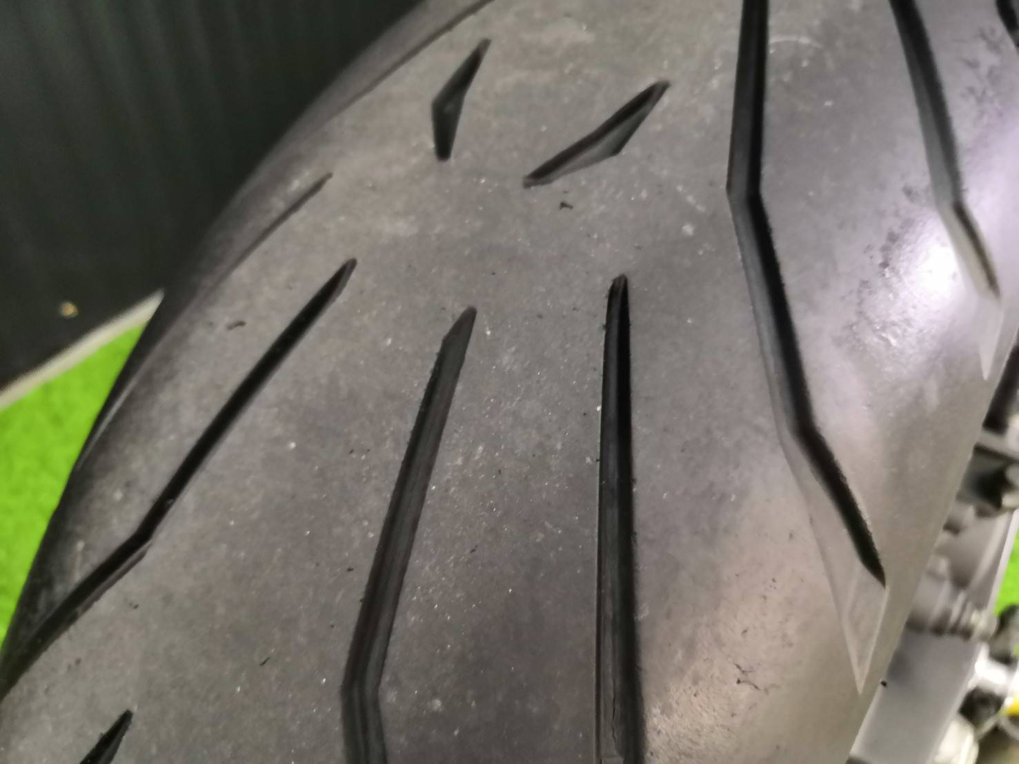 >>>YZF-R1<<< เอเลี่ยน รุ่นไฟ Daylight จดกลางปี 2013