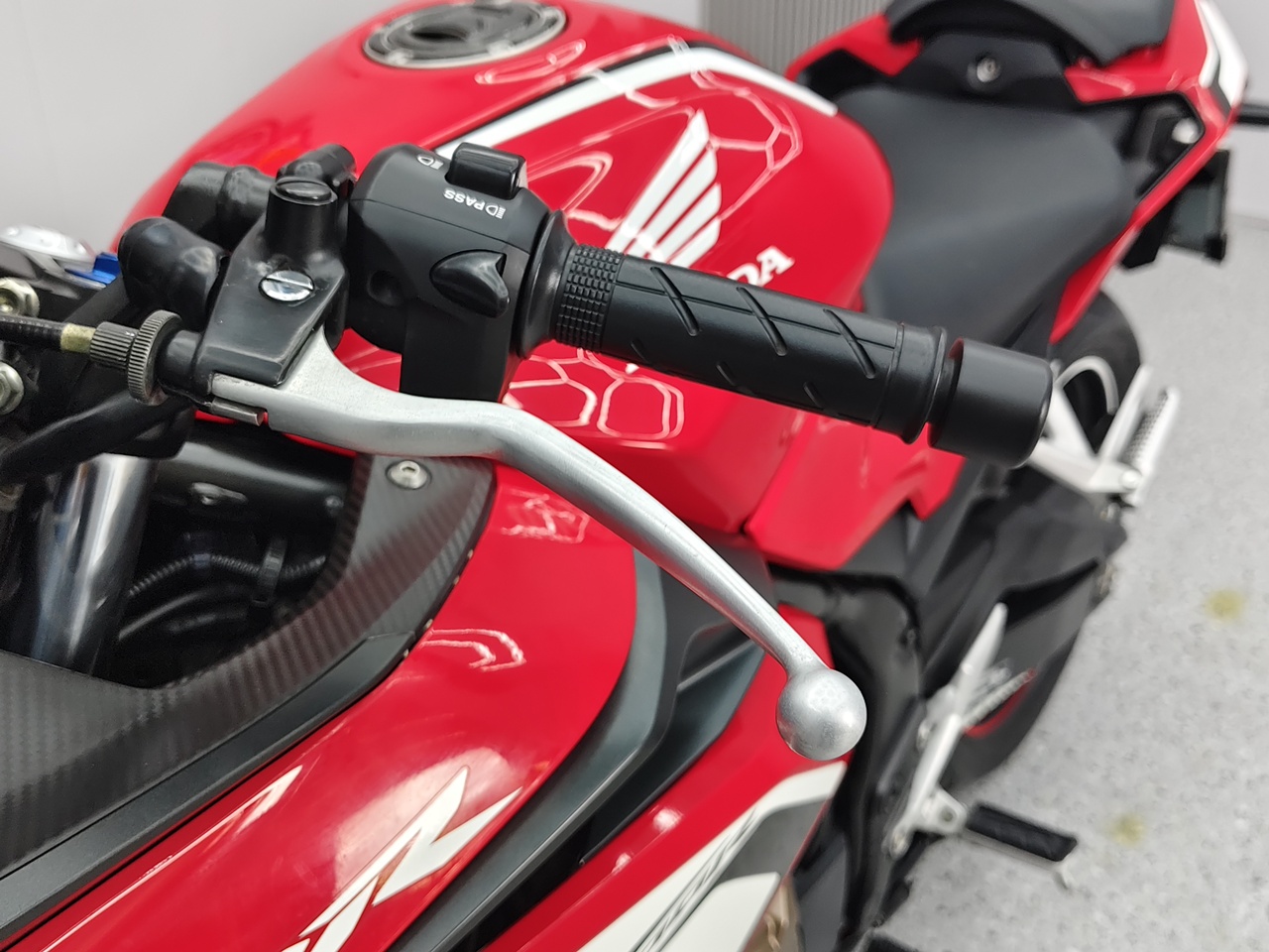 "ซื้อง่ายขายคล่องจริงรุ่นนี้" HONDA CBR500R รถกลางปี20 มือเดียว✨️ไมล์หลักพัน✨️