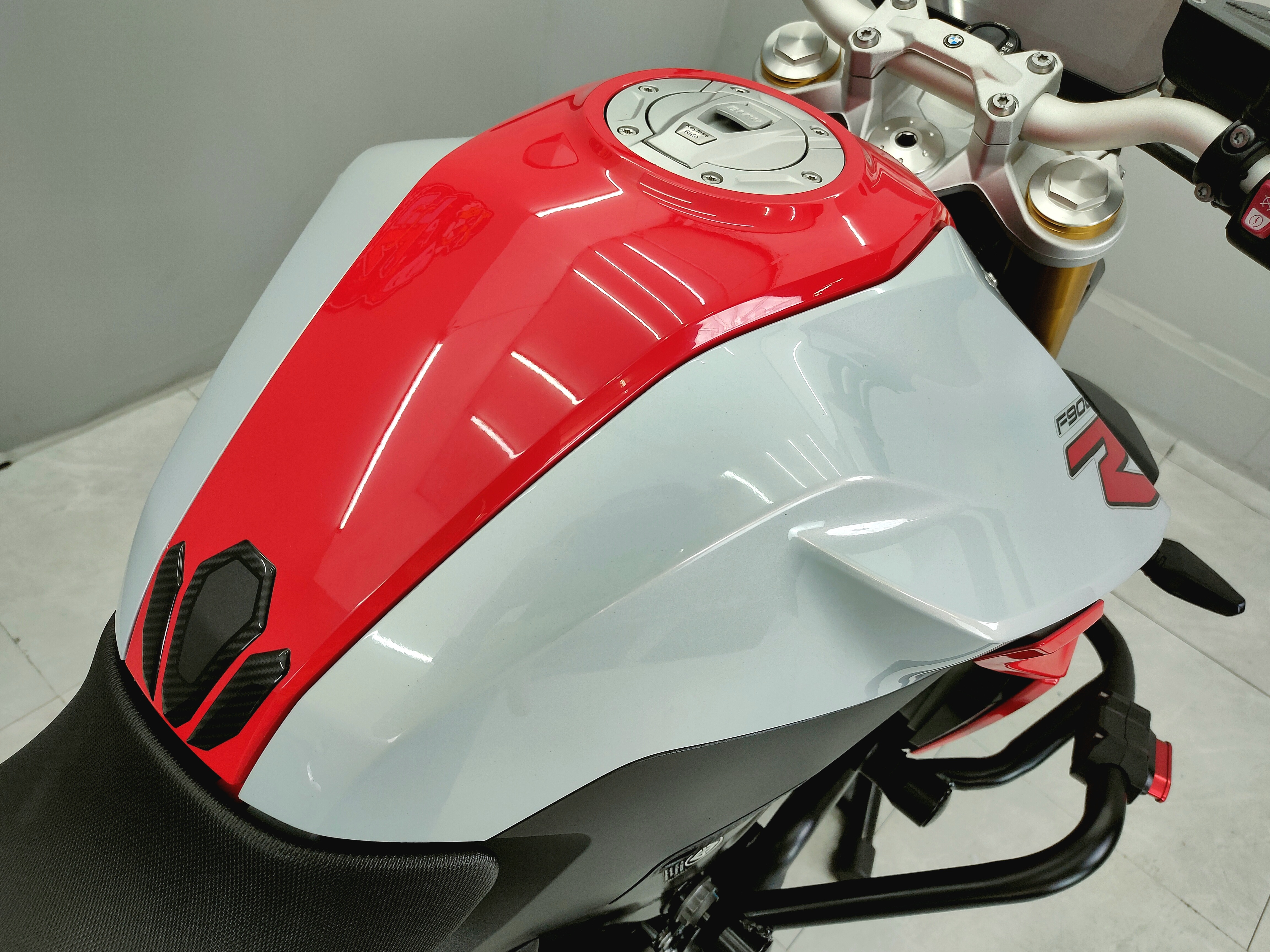 ❌️ ร้าน นี้ ไม่ กรอ ไมล์ ❌ Naked Roaster 💥 หล่อเท่ห์มีระดับ 😎 BMW F900R รถกลางปี 2022 โมเดล 20 "น้องป้ายแดงประหยัดไปครึ่ง⁉️"