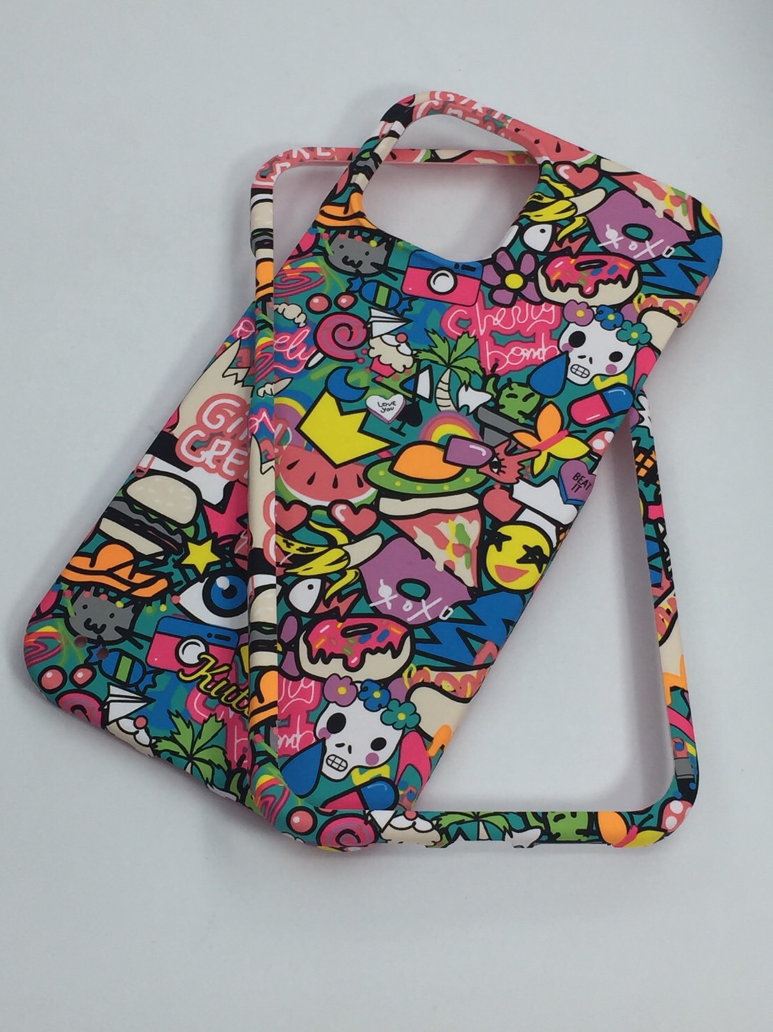 เคสคูทิส(Kutis)เคสไอโฟน12MAX(ลายStreet)มาใหม่ เคสประกบหน้า-หลัง เคสเรืองแสง เคสลายวินเทจ ร้านSuperhero Klongthom