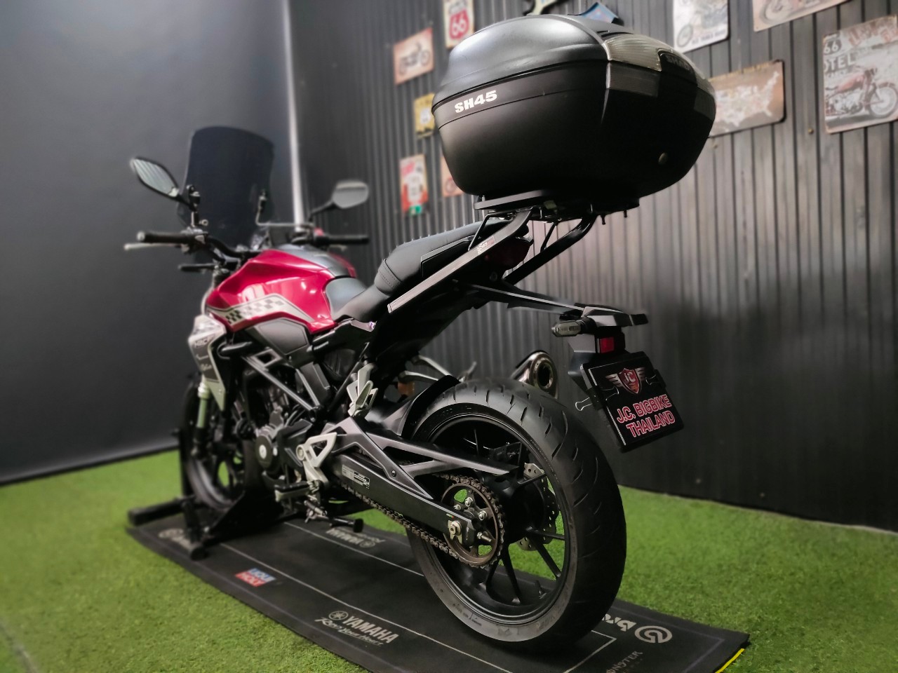 All new CB300R รถบ้านแท้มือเดียว ไม่ประมูล ไมล์แท้ 4พันโล สวยในสไตล์ 2018