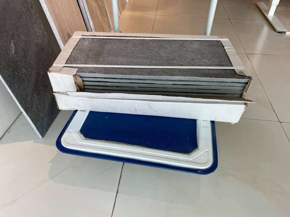 หินปูทางเดิน silver grey หน้าธรรมชาติ ขนาด 30x60 cm