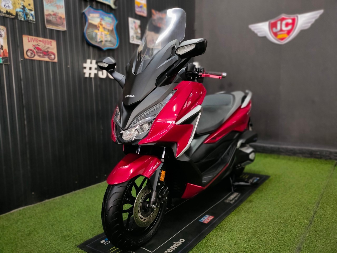 💥สีก็แดง . . . โปรก็แรง💥 NEW FORZA350 😎 ปี 2021 แท้ มือเดียวสวยจัด 💯