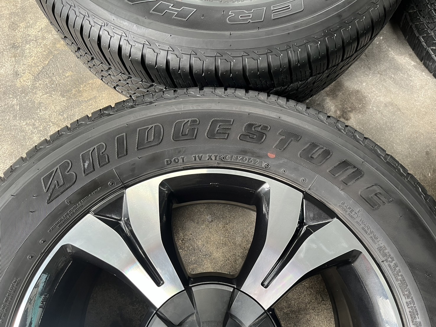 ✨ล้อแม็ก✨Mazda BT50 รุ่นใหม่ล่าสุด ขอบ 18 ดำหน้าเงา พร้อมยาง 265-60-18 Bridgestone ปี 21