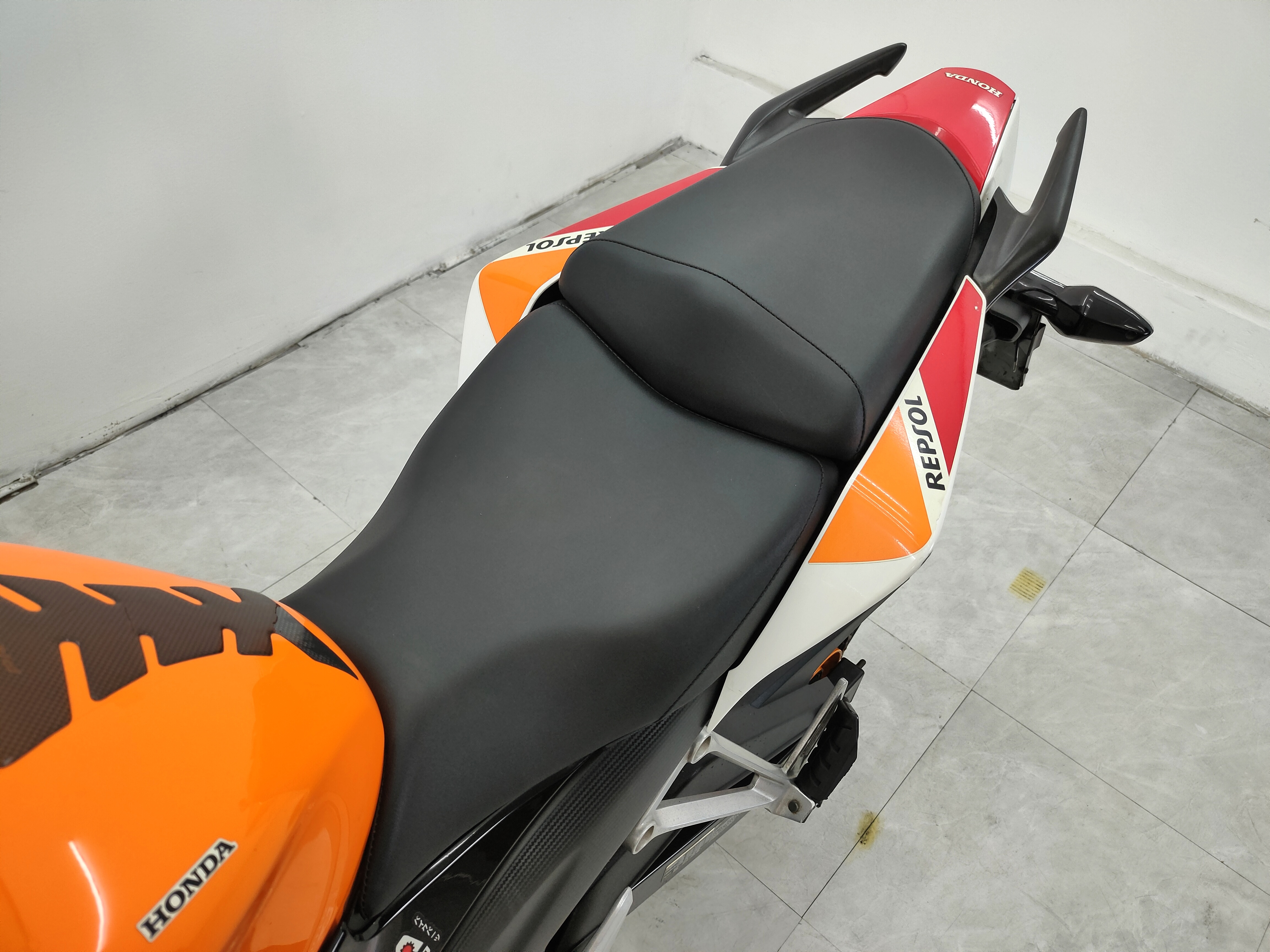 CBR300R (ABS)"รุ่นพิเศษ REPSOL" เครื่องเดิมดี ศูนย์ตรงเป๊ะ