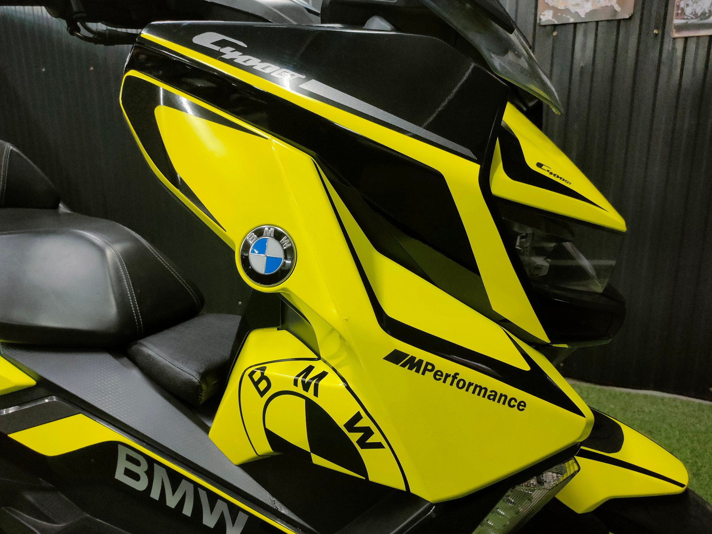 สกู๊ตเตอร์หรูเกรดพรีเมียม BMW C400GT รถปลายปี19 🤩 Warp ลาย Performance+Service เรียบร้อย 👍