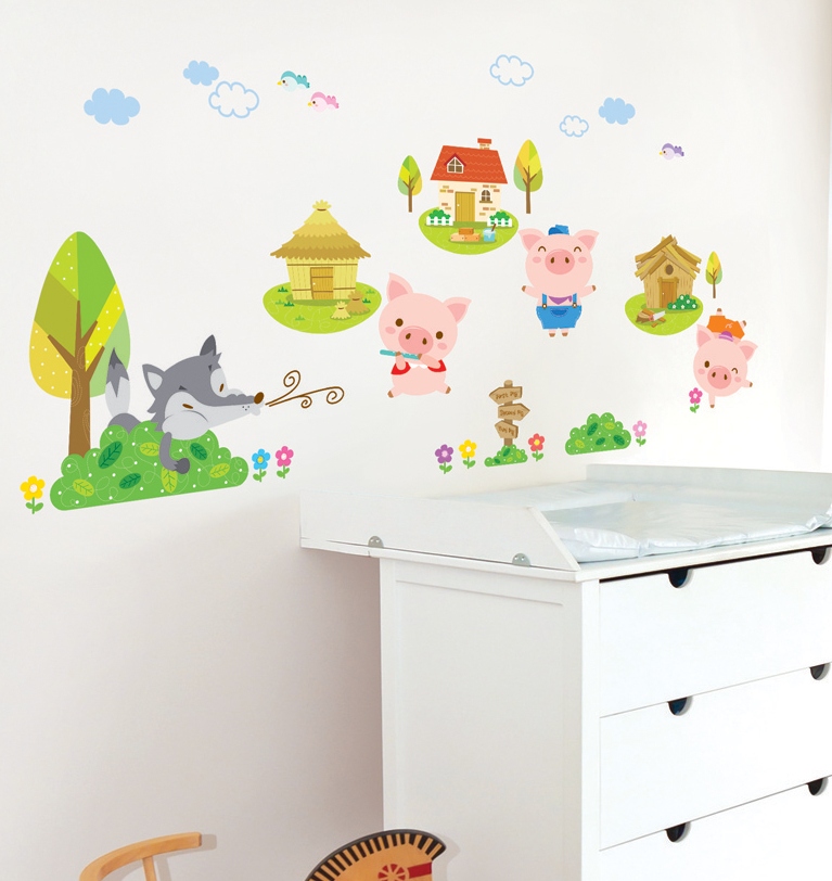 AS-1006 Wall Sticker วอลล์สติ๊กเกอร์แต่งผนังเกาหลี ลาย ลูกหมูสามตัว ขนาดแผ่น 50x70 cm