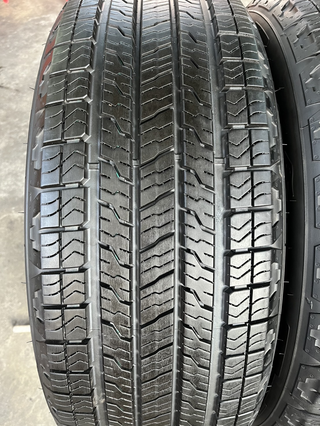 ✨ล้อแม็ก✨Toyota Fortuner Legender รุ่นใหม่ล่าสุด ขอบ 20 พร้อมยางน้องๆป้ายแดง 255-55-20 GoodYear🌟ปี 23🌟