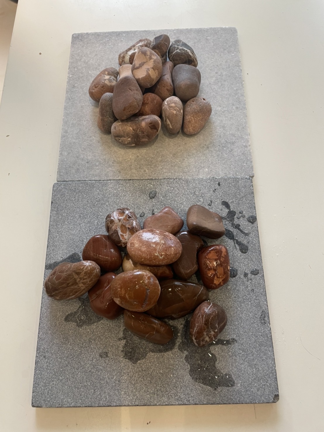 หินกรวดแม่น้ำสีแดงต้อนรับตรุษจีน