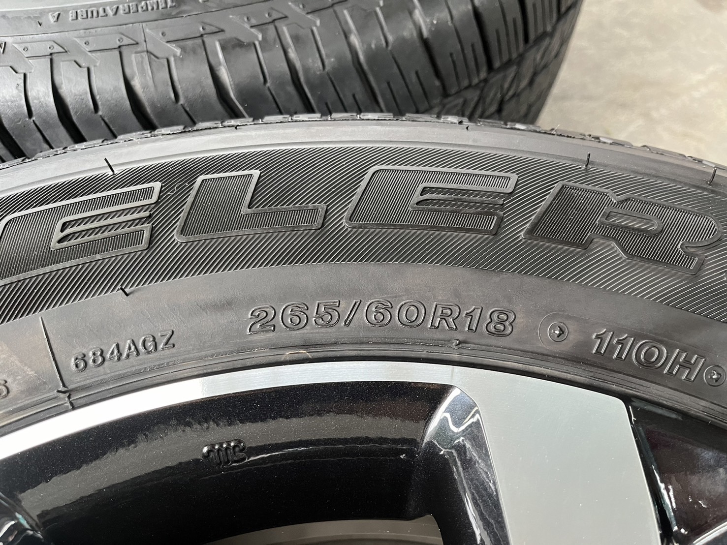 ✨ล้อแม็ก✨Mazda BT50 รุ่นใหม่ล่าสุด ขอบ 18 ดำหน้าเงา พร้อมยาง 265-60-18 Bridgestone ปี 21