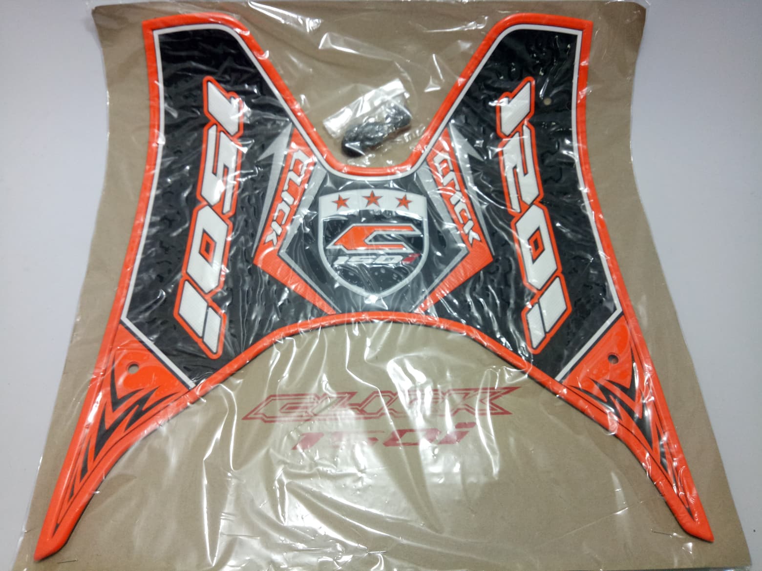 ยางปูพื้นมอเตอร์ไซด์ฮอนด้าคลิก 150 I C