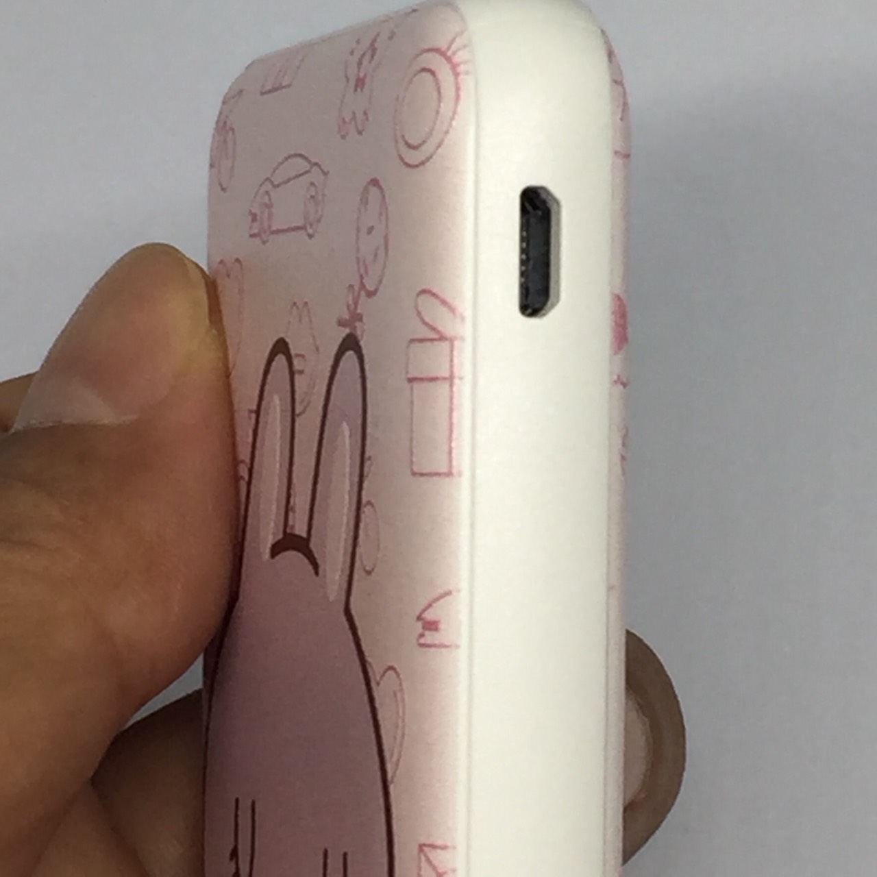 แบตสำรองลายการ์ตูนลายน่ารัก(Joy Room) ความจุ5000mAh (พร้อมสายห้อย)