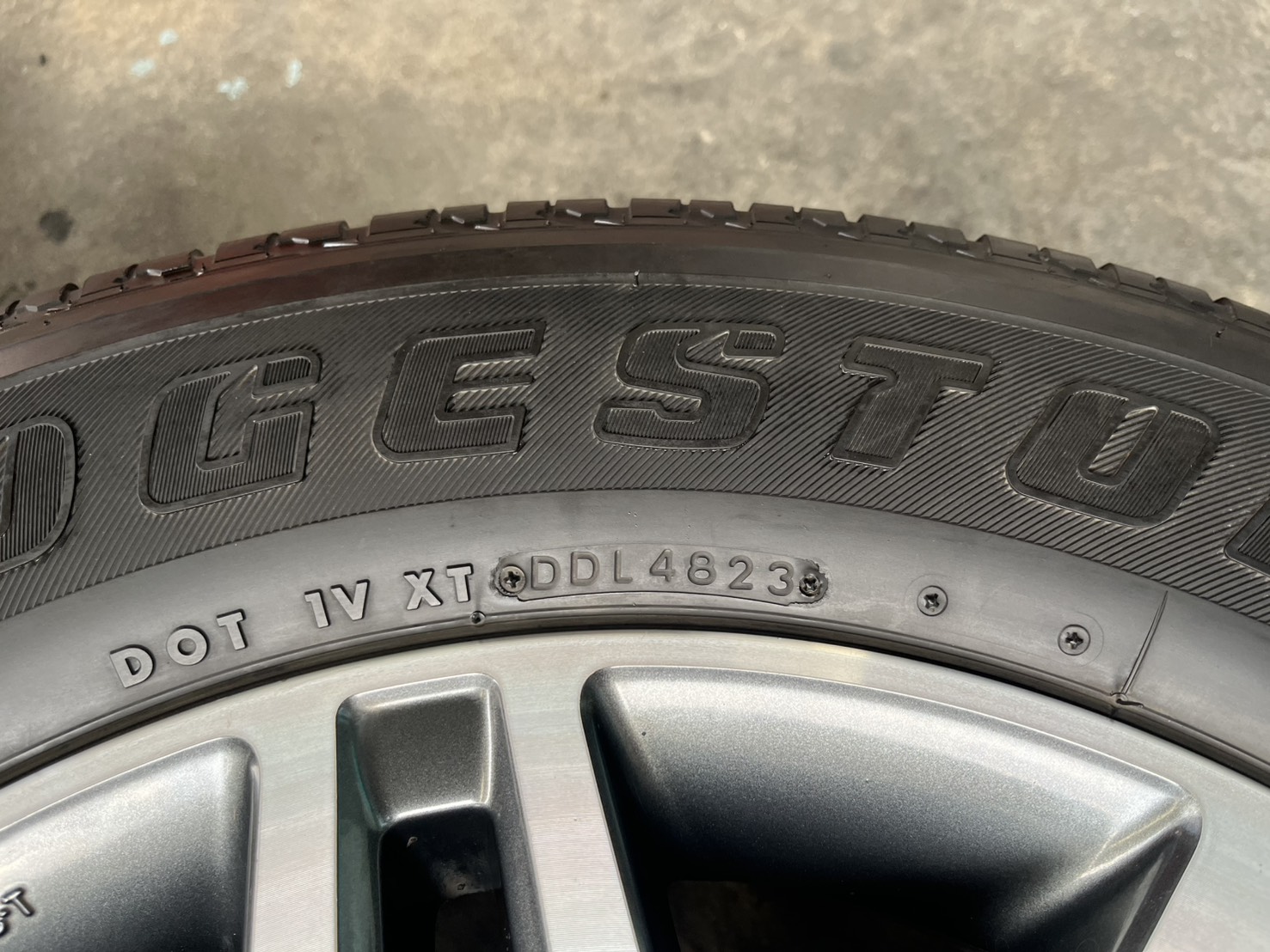 ✨ล้อแม็ก✨Toyota Fortuner ตัวท็อป ขอบ 18 พร้อมยาง 265-60-18 Bridgestone🌟ปลายปี 23🌟