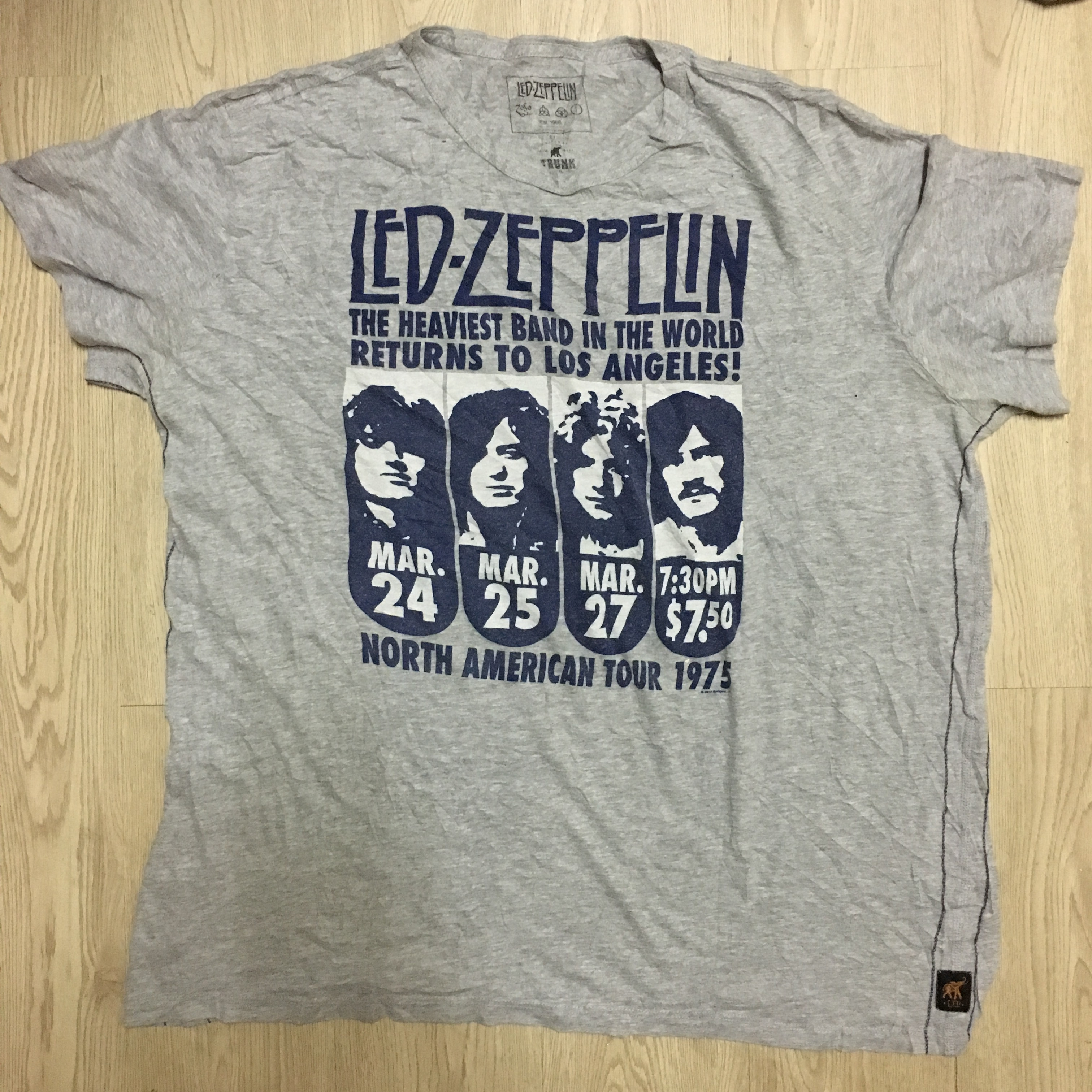 Led Zeppelin เต็มวง ผ้านิ่ม ป้ายแท้ น่าเก็บ