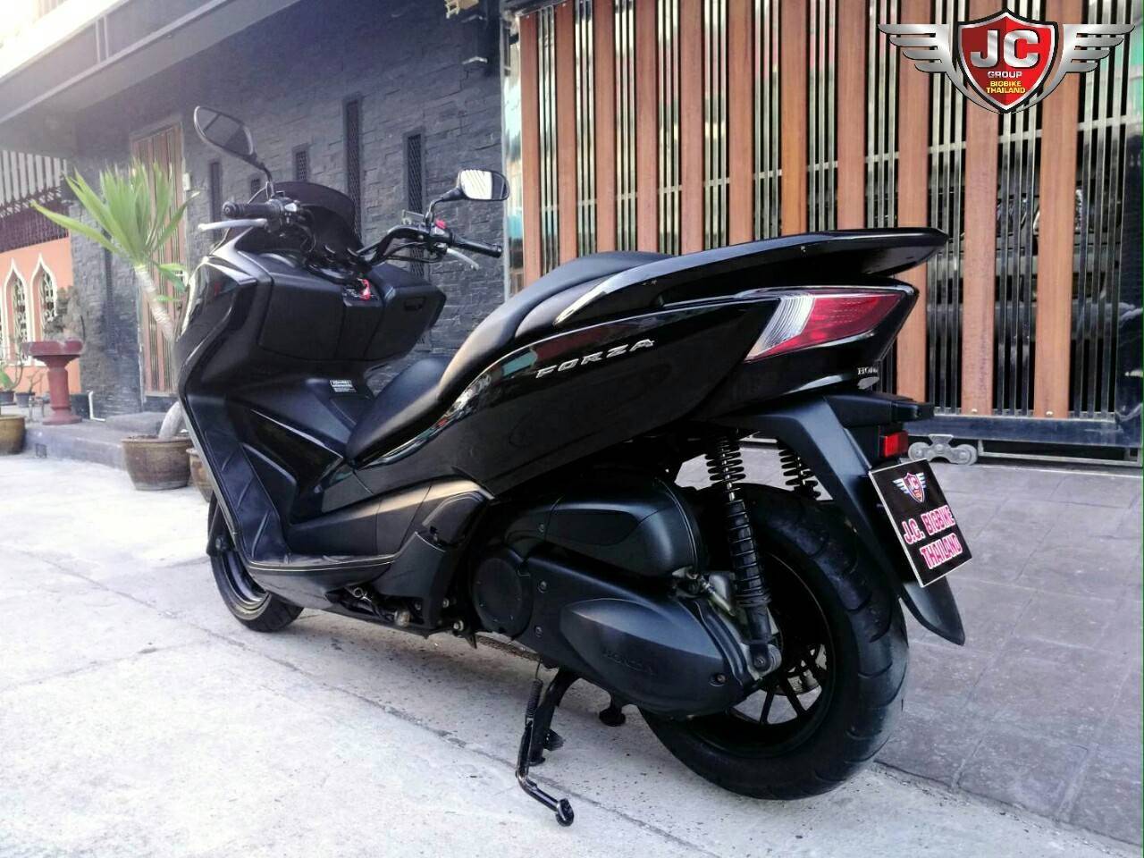 รถบ้านแท้ สายจอด6ปี หมื่นสองพันโลแท้