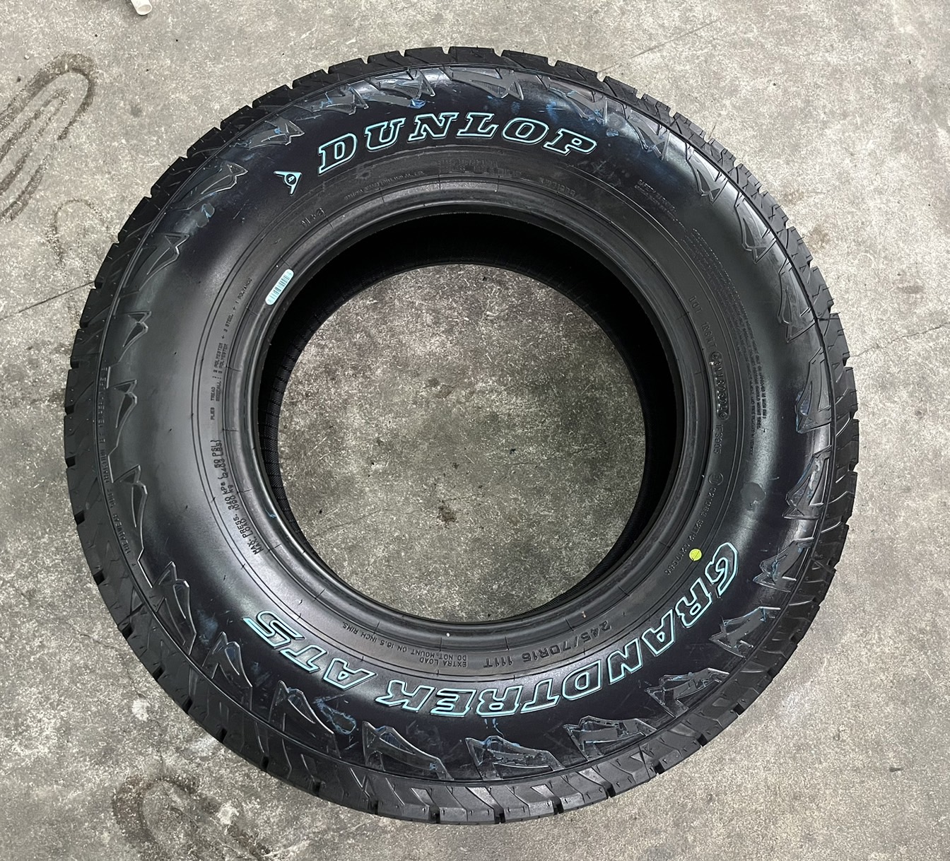 ✨ยางใหม่💯✨245-70-16 Dunlop(แก้มขาว)💖ใหม่กริ๊บ💖