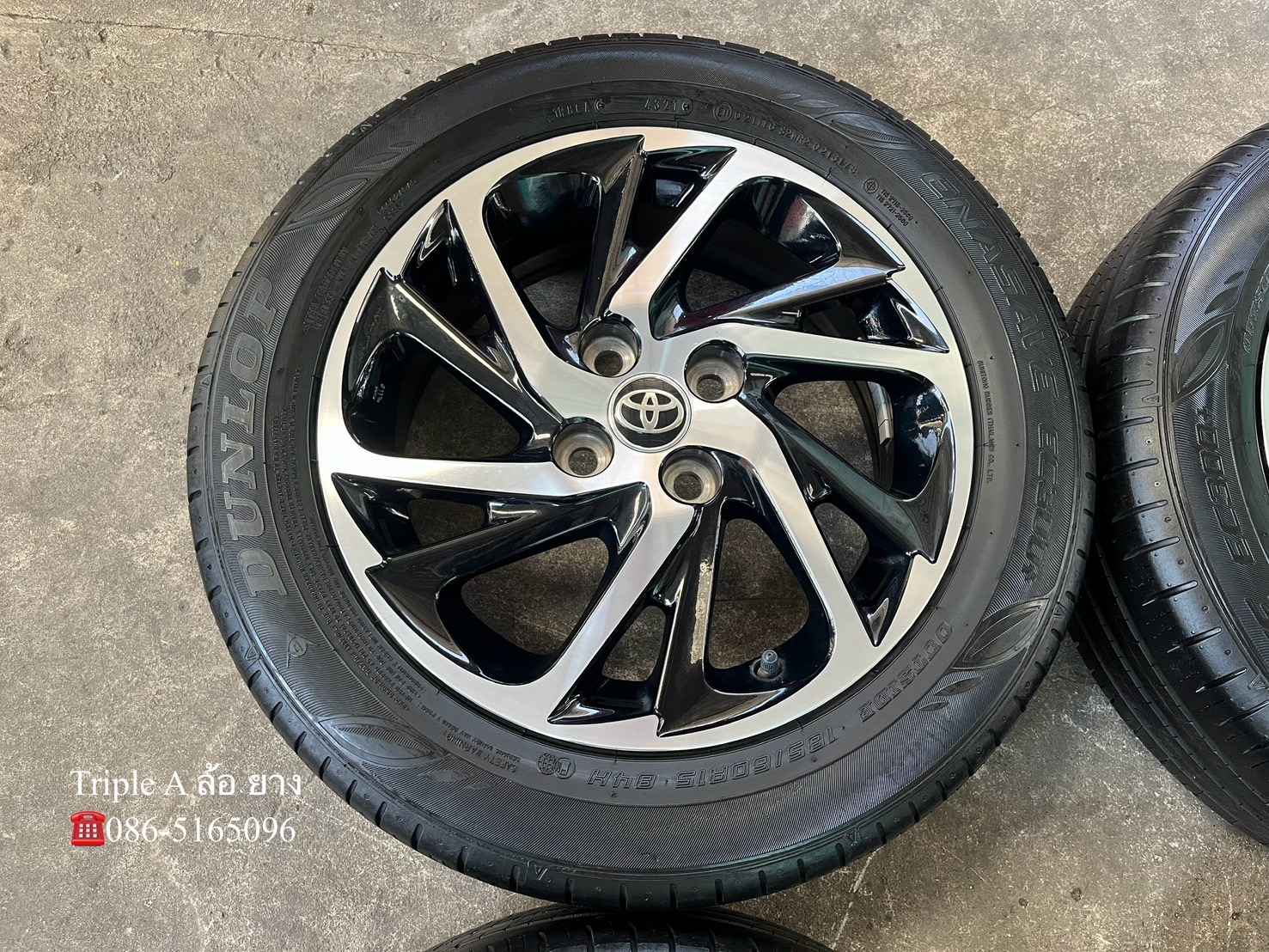 ✨ล้อแม็ก✨Toyota Yaris Ativ รุ่นใหม่ ขอบ 15 ดำหน้าเงา พร้อมยาง 185-60-15 Dunlop ปี 21