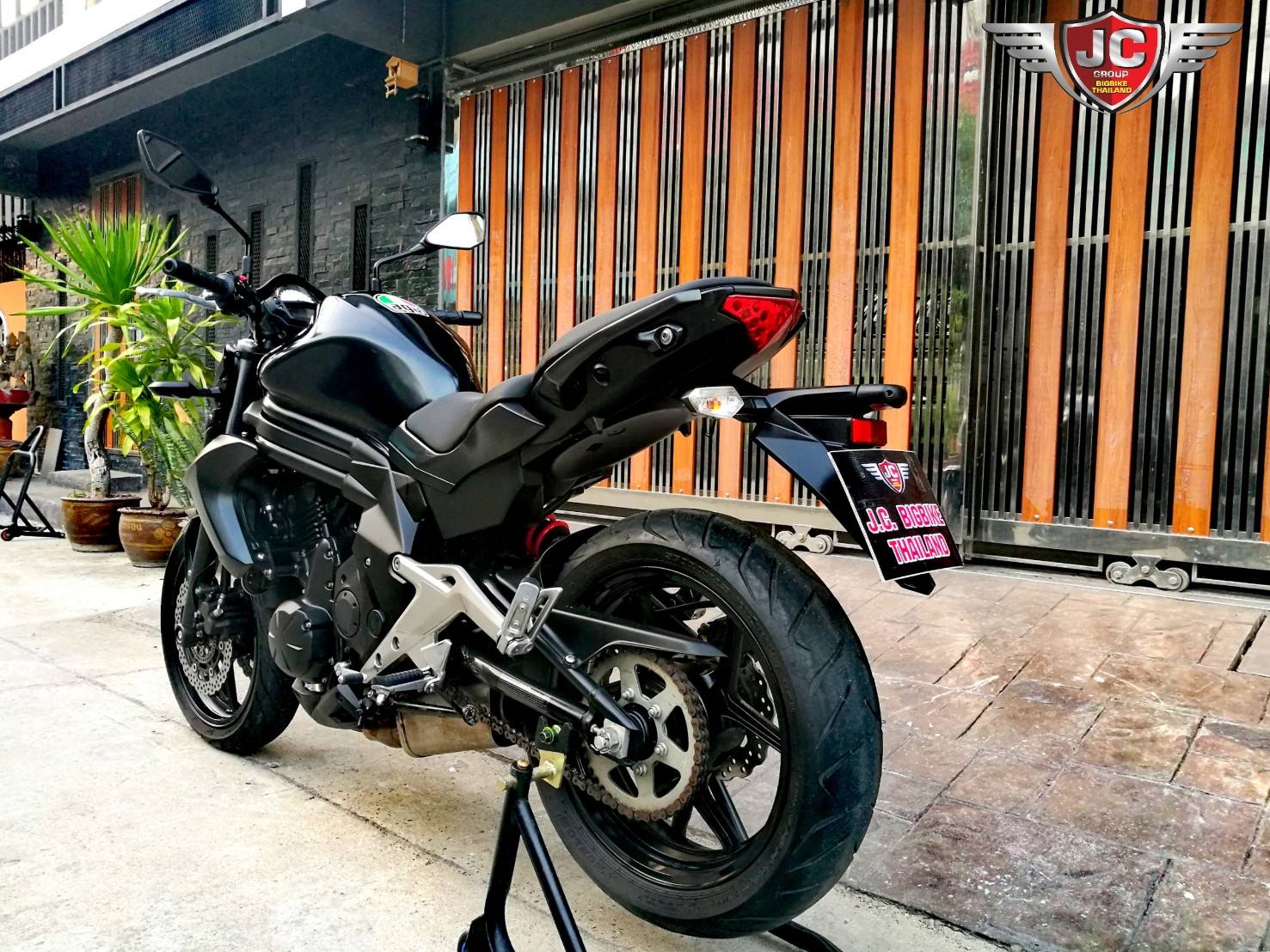 รถบ้าน "เกรด A ไมล์น้อย"9 พันโล