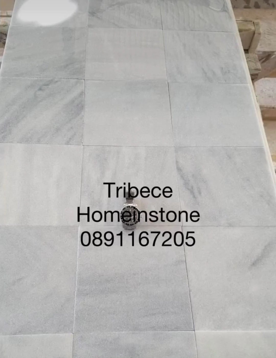 หินปูสระว่ายน้ำ white tribeca สีขาวผสมเทาอ่อนๆ