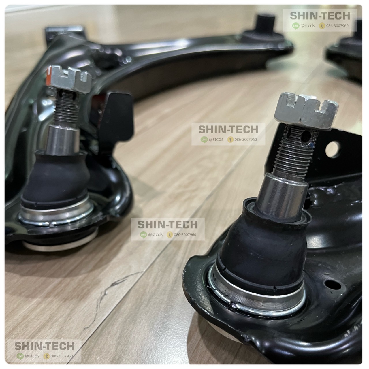 ปีกนกล่าง HONDA BRV 1 คู่