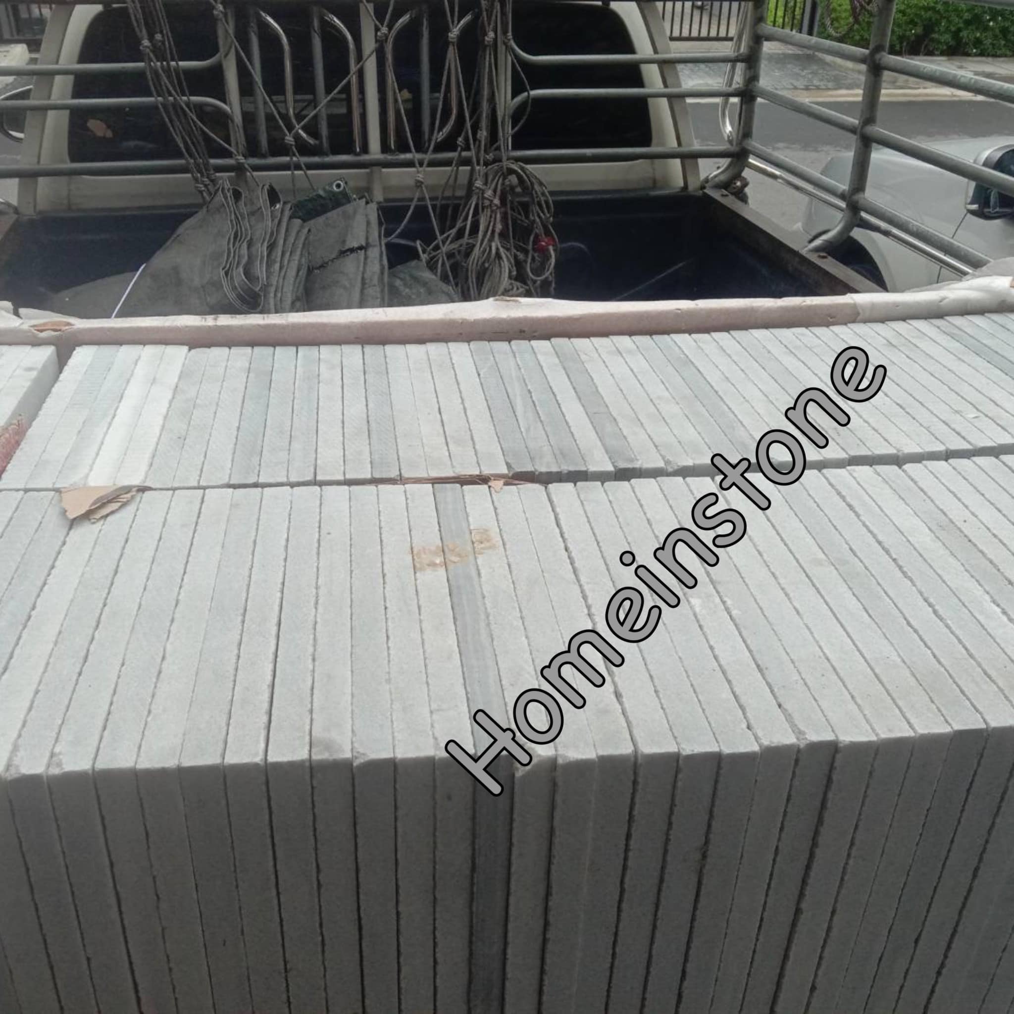 หินตกแต่งธรรมชาติ Crystal Black 30x60