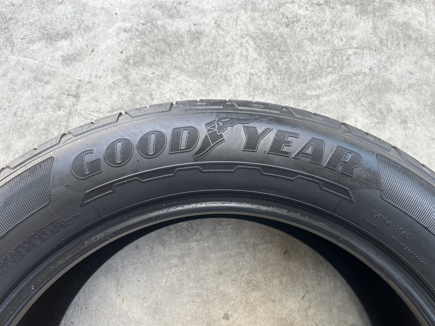 ✨ยาง✨255-55-20 GoodYear💥ปลายปี 22💥สภาพสวย🚘ใส่แทน 265-50R20 ได้เลย