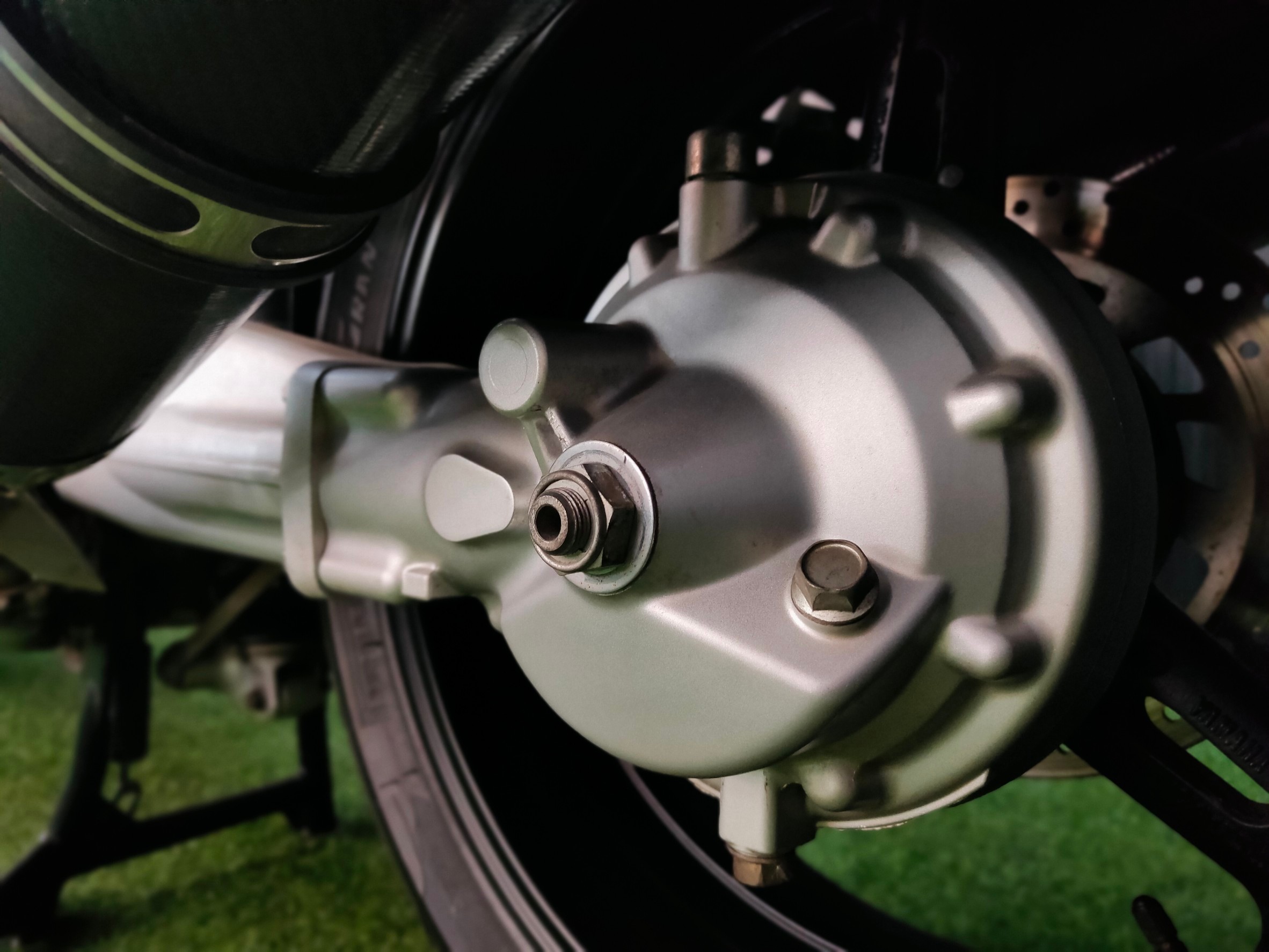 Sport Touring ตัวพรีเมียมจากค่าย YAMAHA รุ่น FJR1300AS ตัวท๊อป Autoclutch ขับเพลาปลายปี 2018 แท้สายจอดไมล์ 2,xxx 😎 โฉมปัจจุบัน...นับคันได้เลย‼️