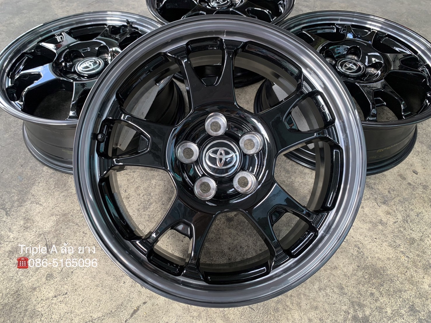 ✨ล้อแม็กป้ายแดง✨Toyota Revo GR Sport ขอบ 17 ดำขอบชา💖สวยกริ๊บ💖