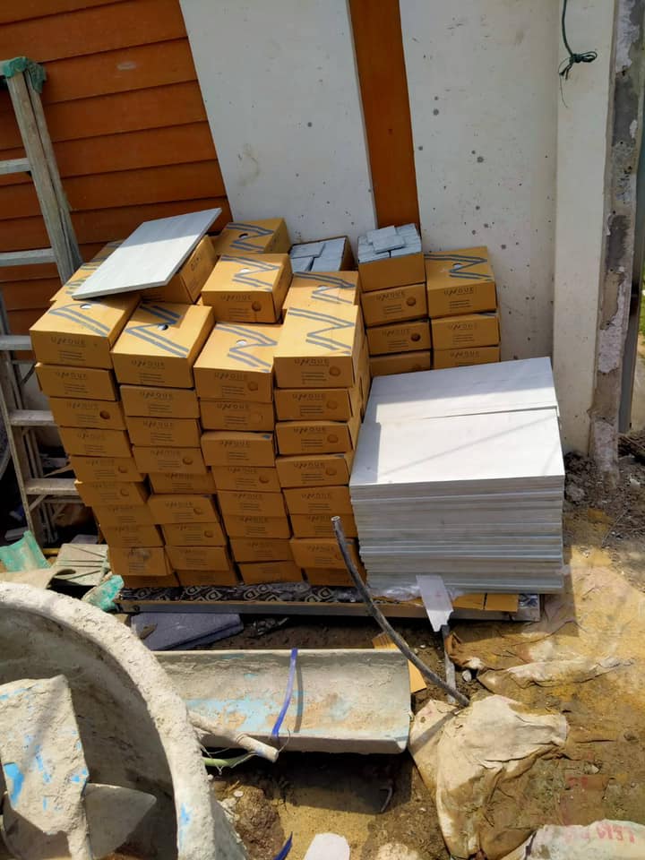 หินปูสระว่ายน้ำขนาด 10x10, 10x20,30x60