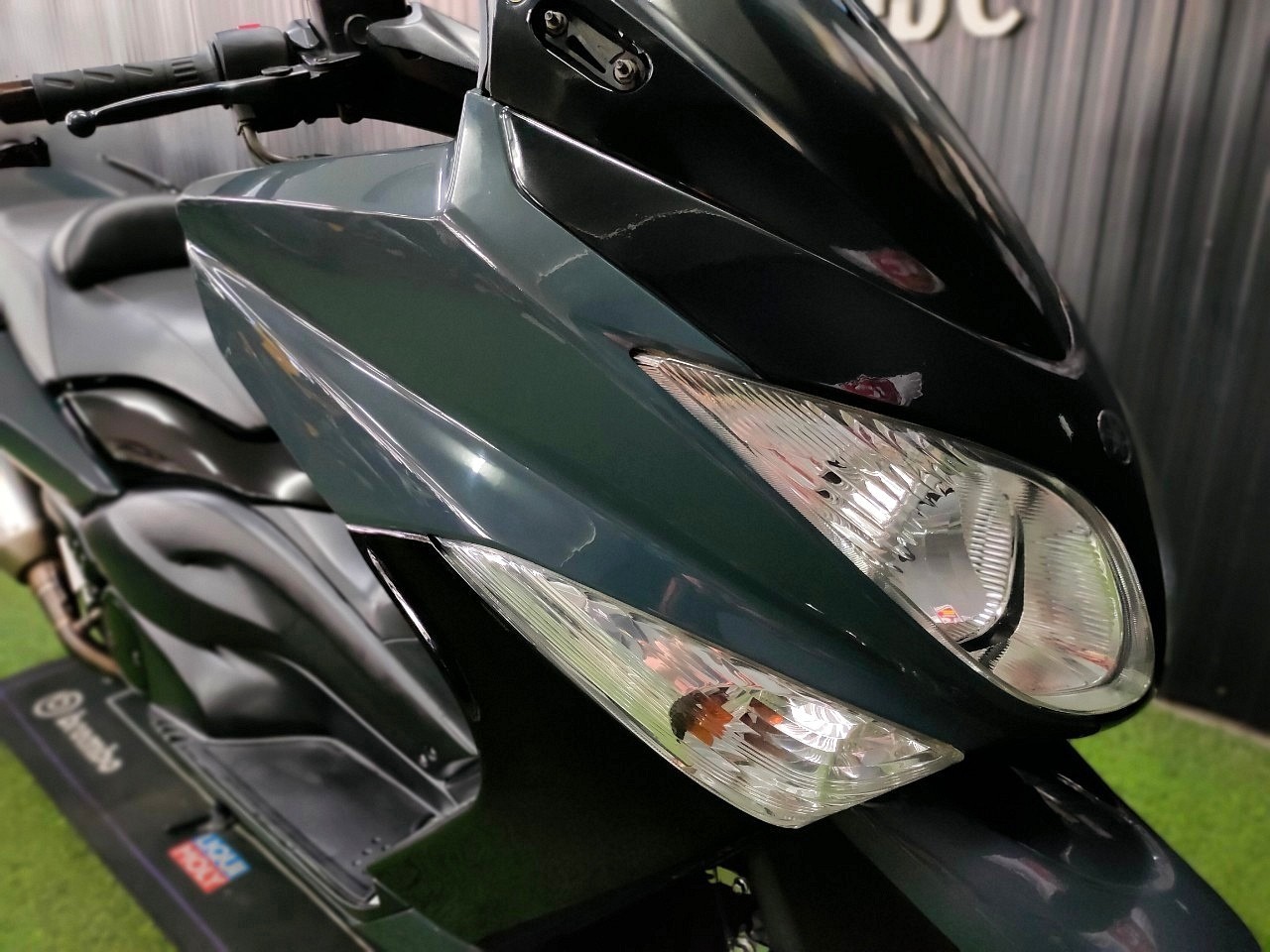 Tmax ดิว่ะ‼️ สายบิ๊กสกู๊ตเตอร์ "ซีซีหนักราคาเบา" ต้องคันนี้เลย YAMAHA TMAX500 จดปี 2011 😎 รถสวย ทรงดี ขี่อย่างมันส์💢