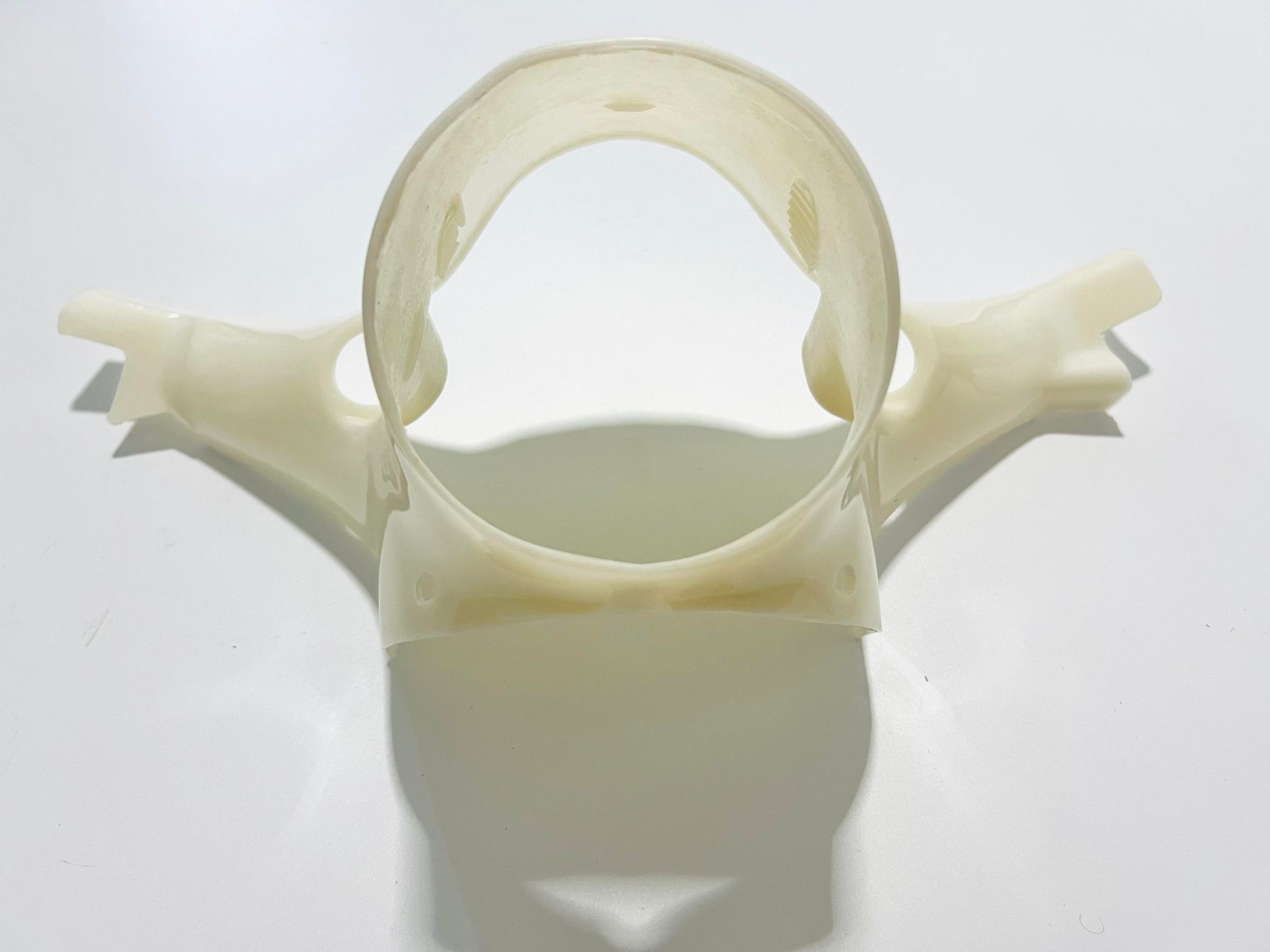 ครอบใต้แฮนด์ซี70 k2 สีพื้นขาว พลาสติก บ19-20