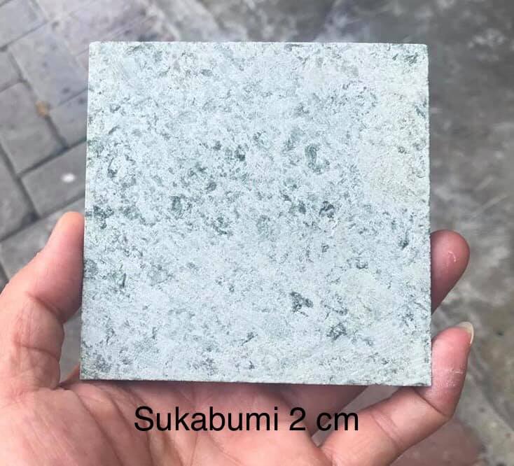 หินปูสระว่ายน้ำ สีเขียว Green Sukabumi