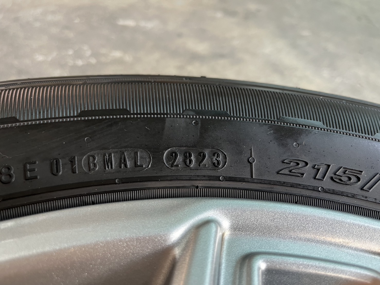 🌟ปี 23🌟✨ล้อแม็ก✨ฮุนได Hyundai H1 ขอบ 17 พร้อมยาง 215-65-17 NEXEN💖สวยกริ๊บ💖