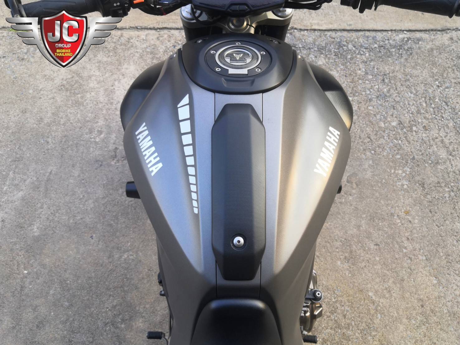 MT07รถปลายปี 2015 ของแต่งพอกรุ๊บกริ๊บ